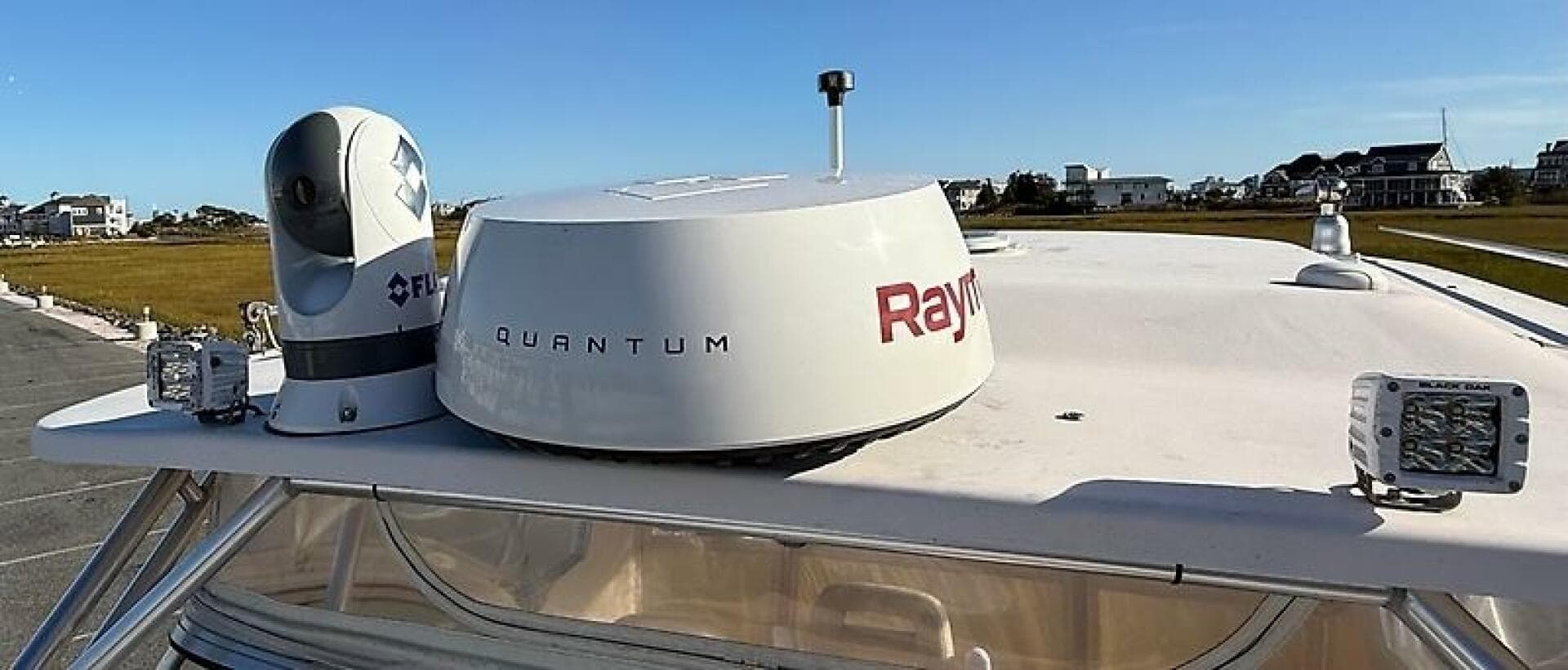 2007 Grady-White 305 Express — photo 39