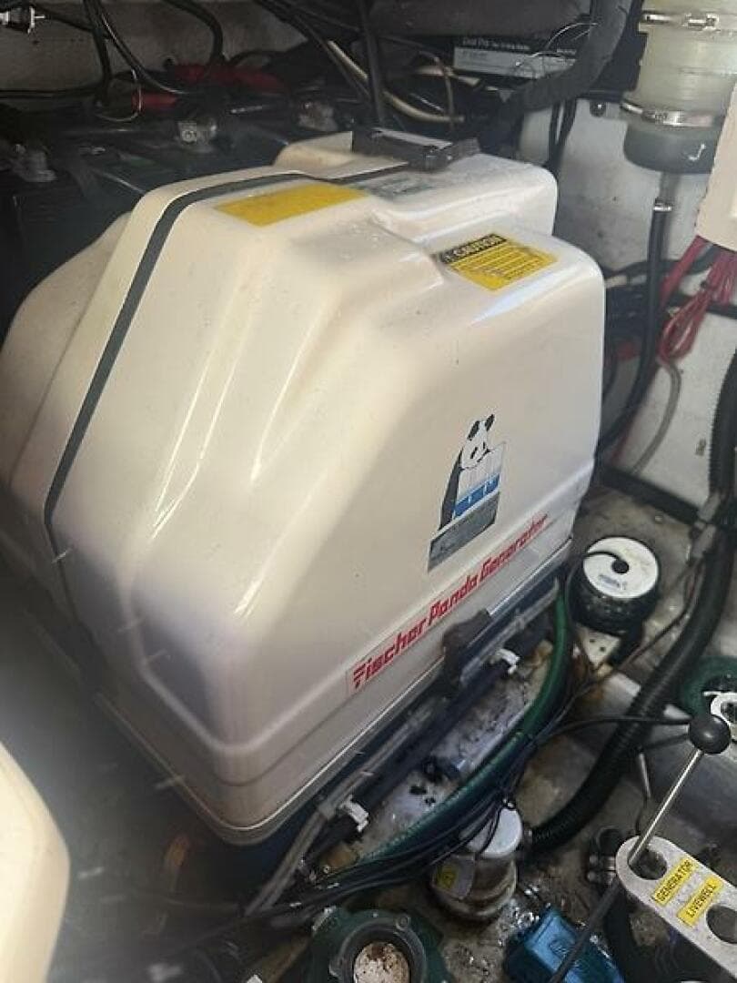 2007 Grady-White 305 Express — photo 42