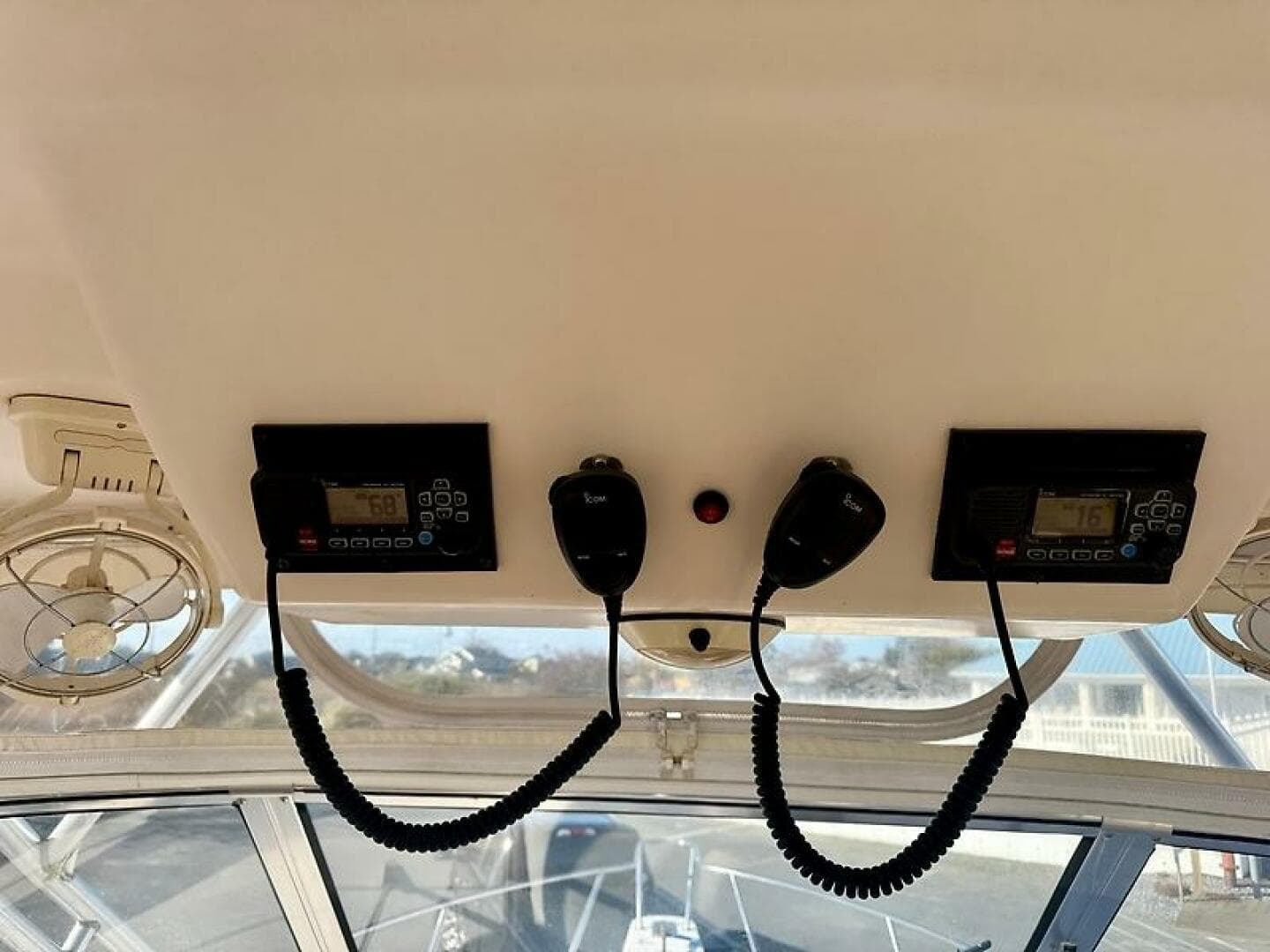 2007 Grady-White 305 Express — photo 16