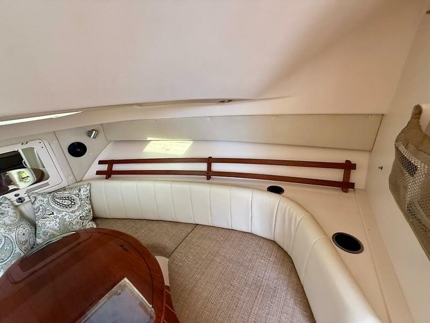 2007 Grady-White 305 Express — photo 24