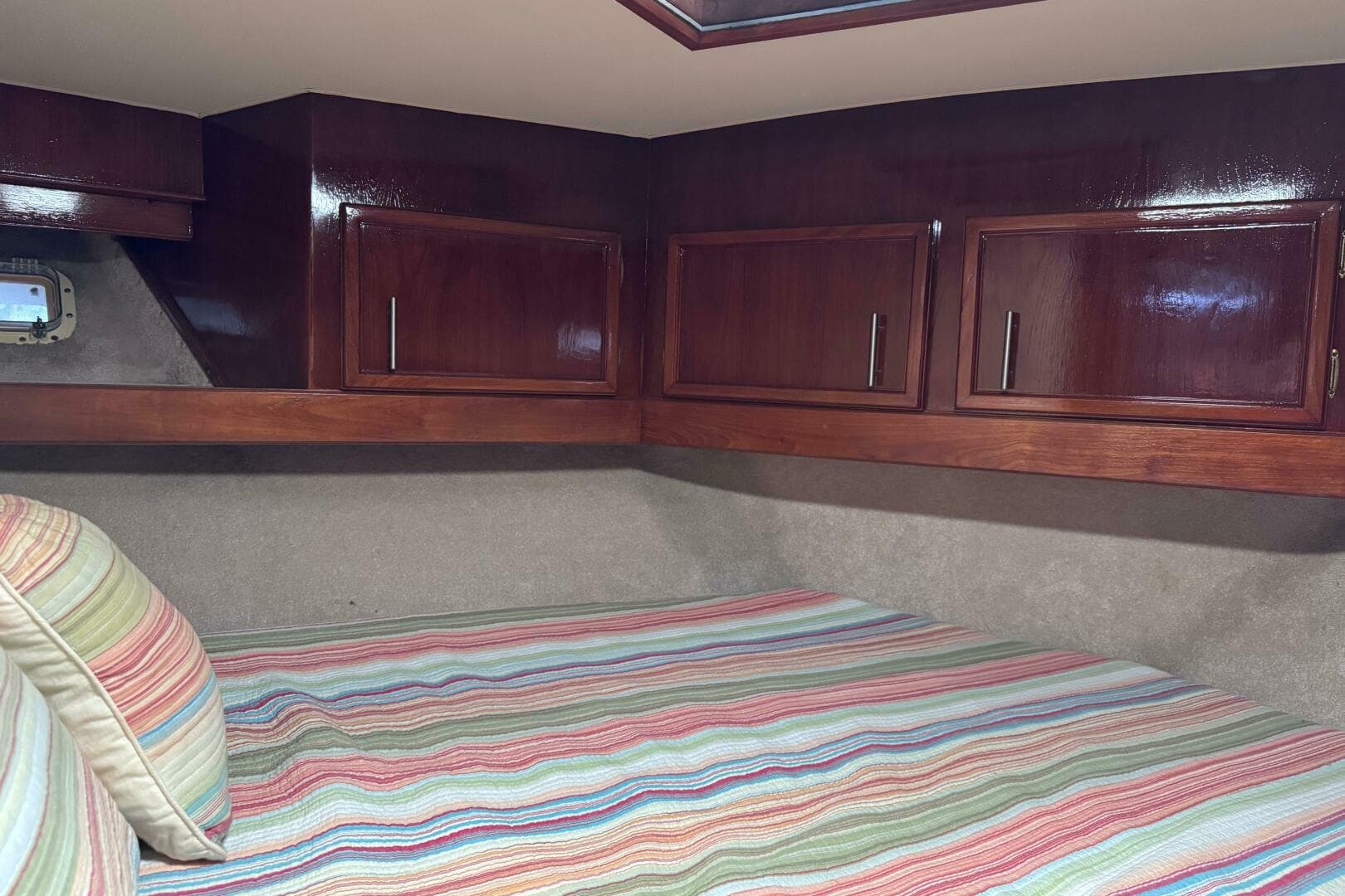 1986 Egg Harbor 37 Convertible — photo 18