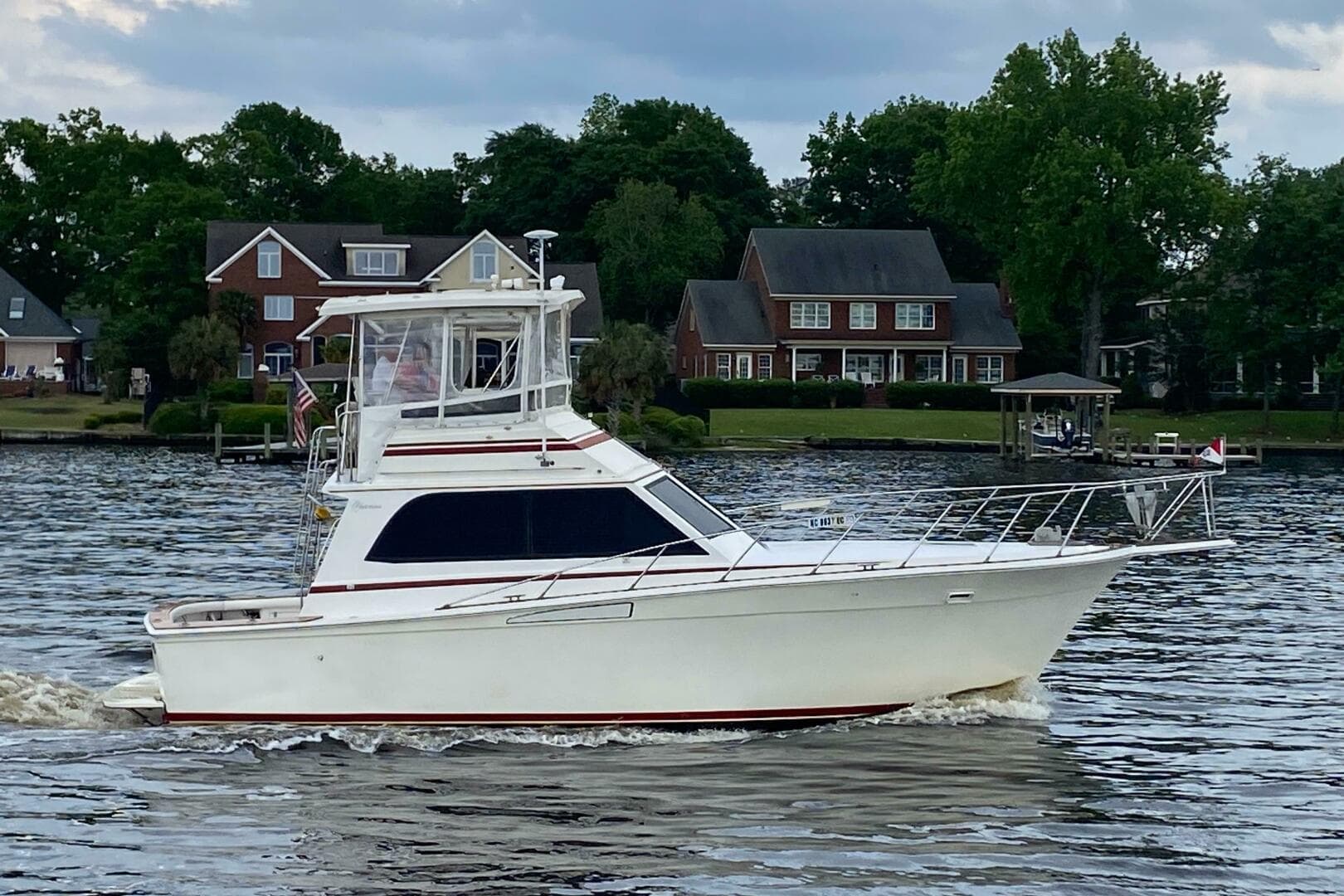 1986 Egg Harbor 37 Convertible — photo 1
