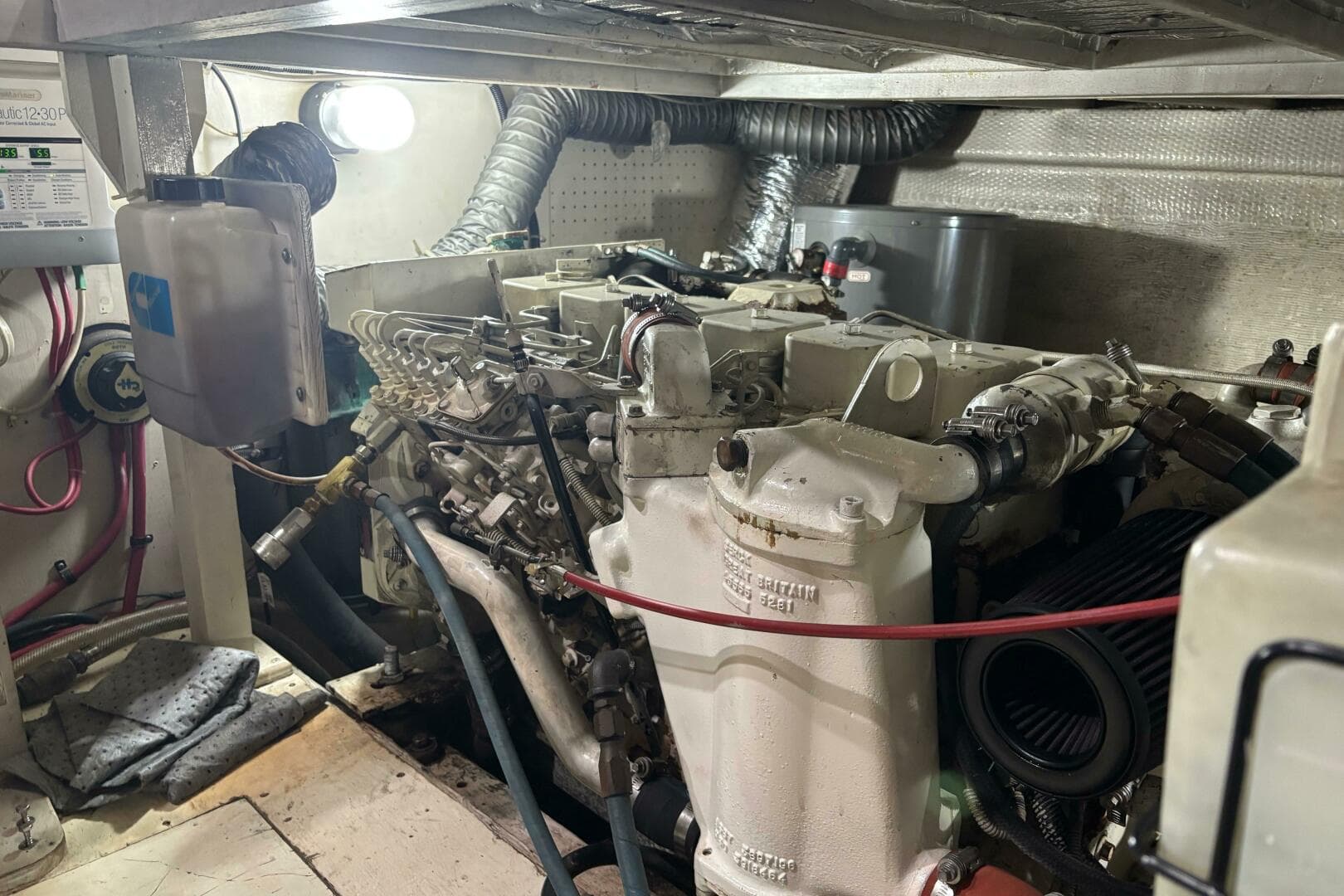 1986 Egg Harbor 37 Convertible — photo 27