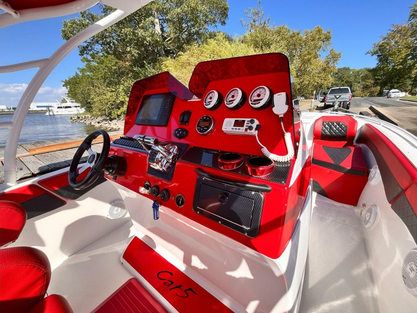 2014 Avanti 36 — photo 29