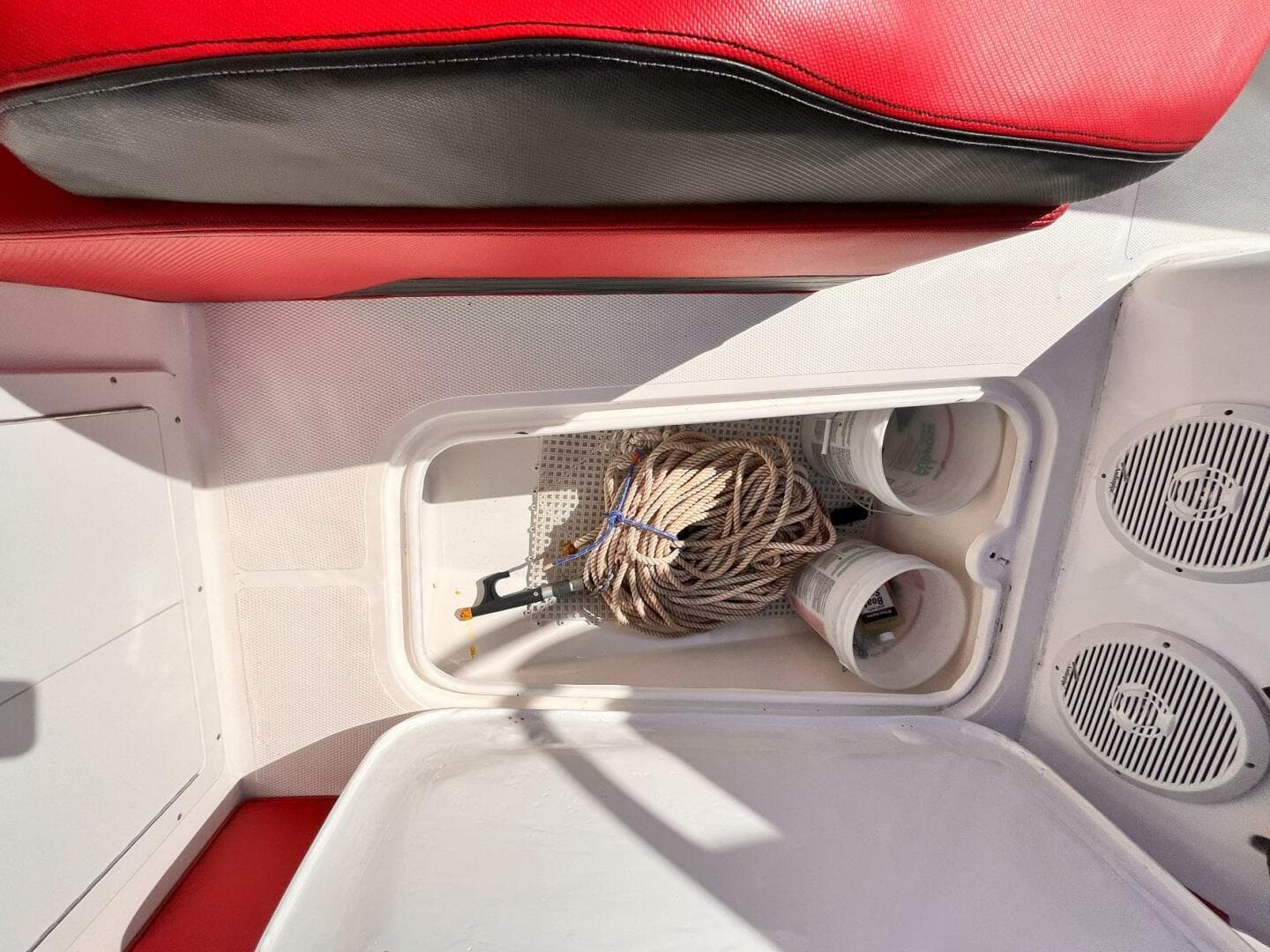 2014 Avanti 36 — photo 38