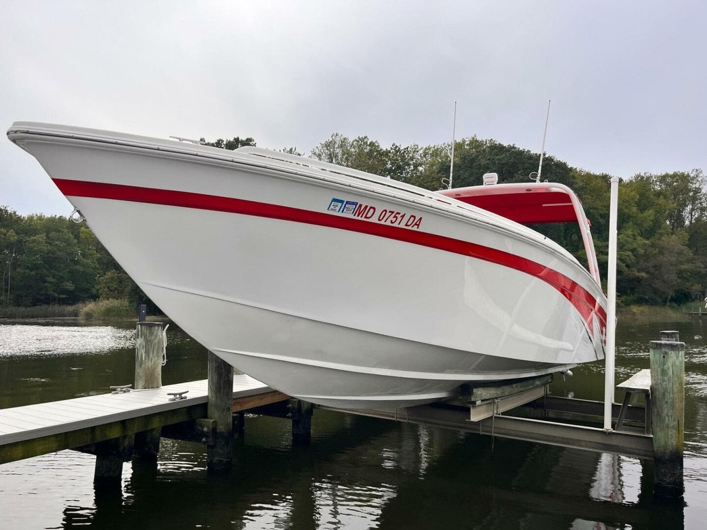 2014 Avanti 36 — photo 52