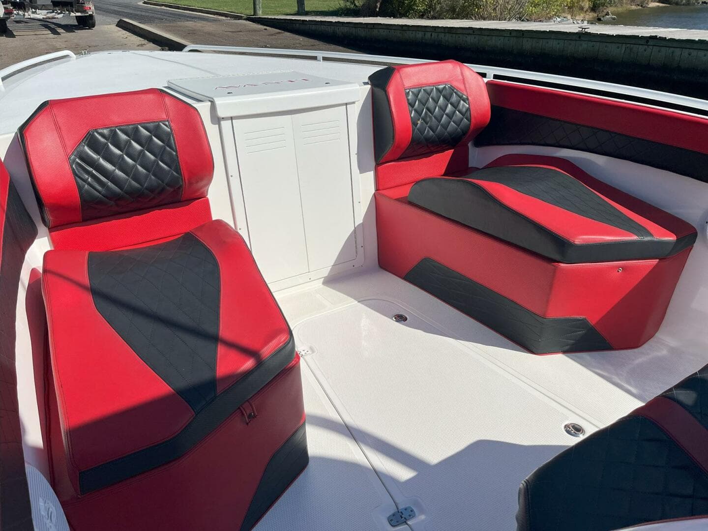 2014 Avanti 36 — photo 10