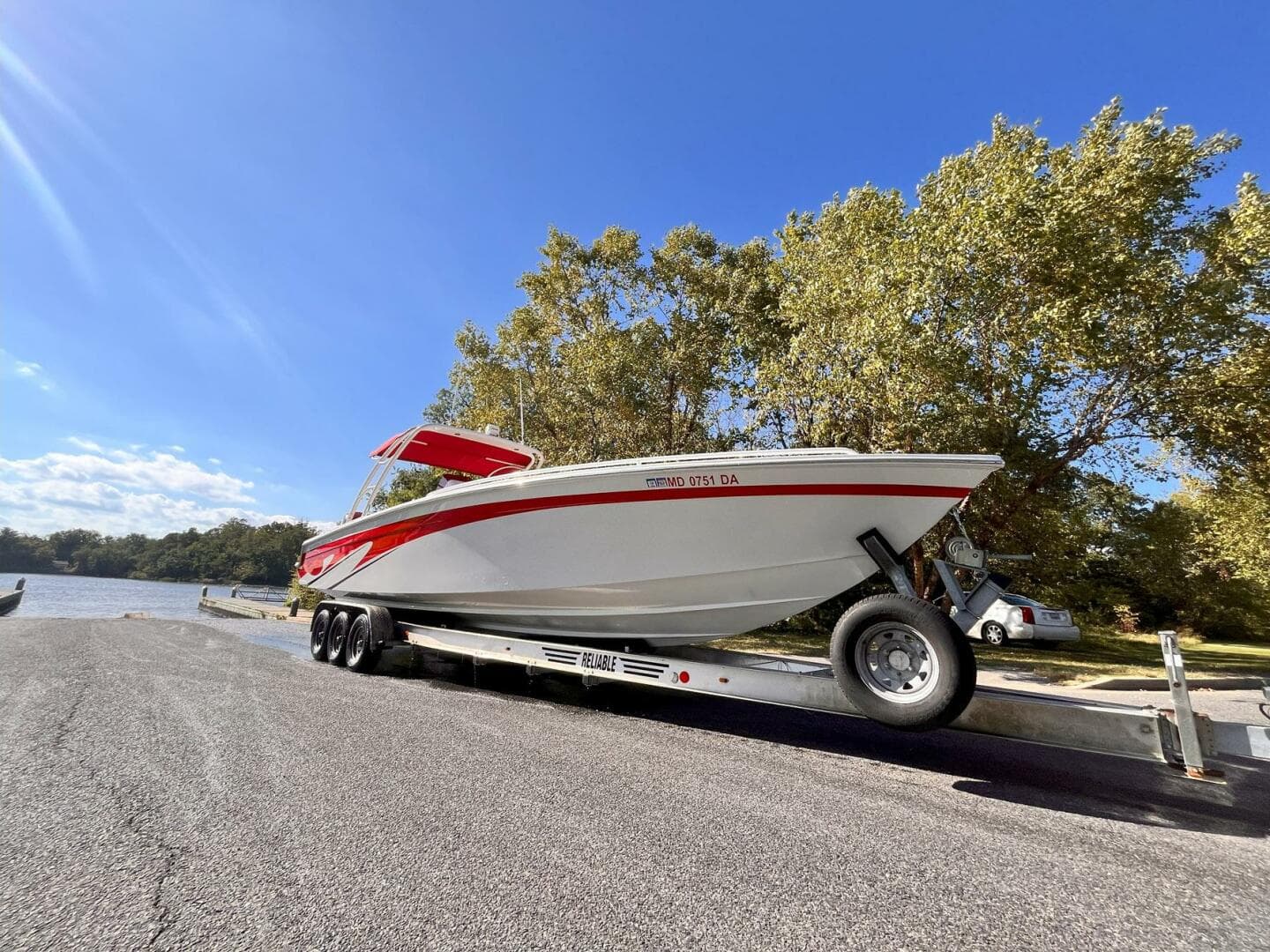 2014 Avanti 36 — photo 45