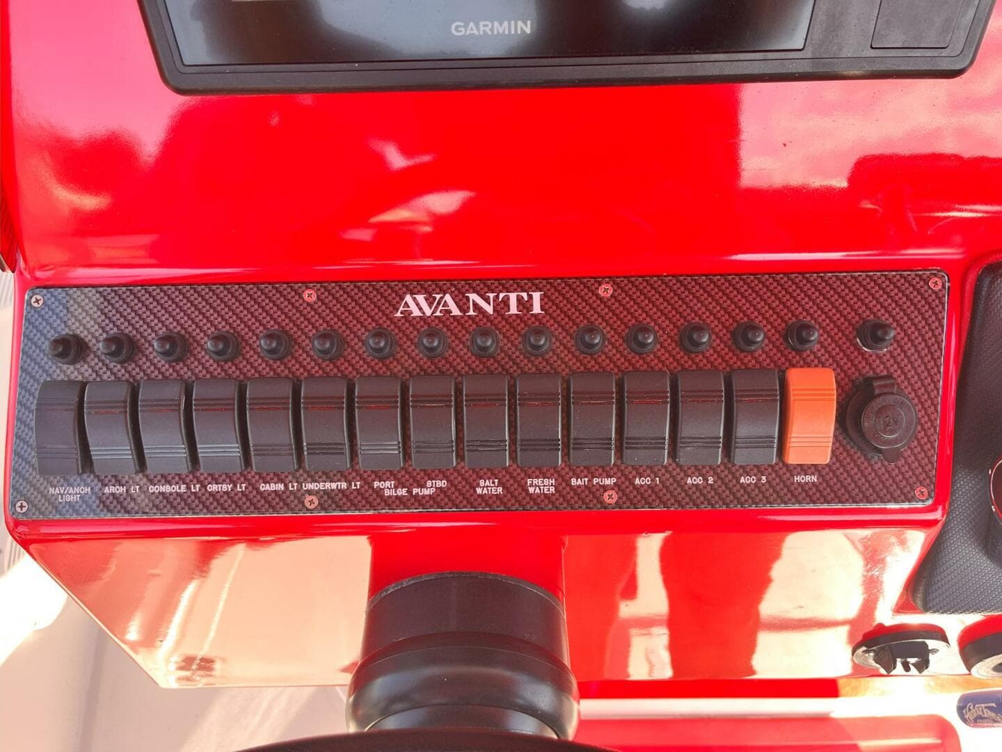 2014 Avanti 36 — photo 22