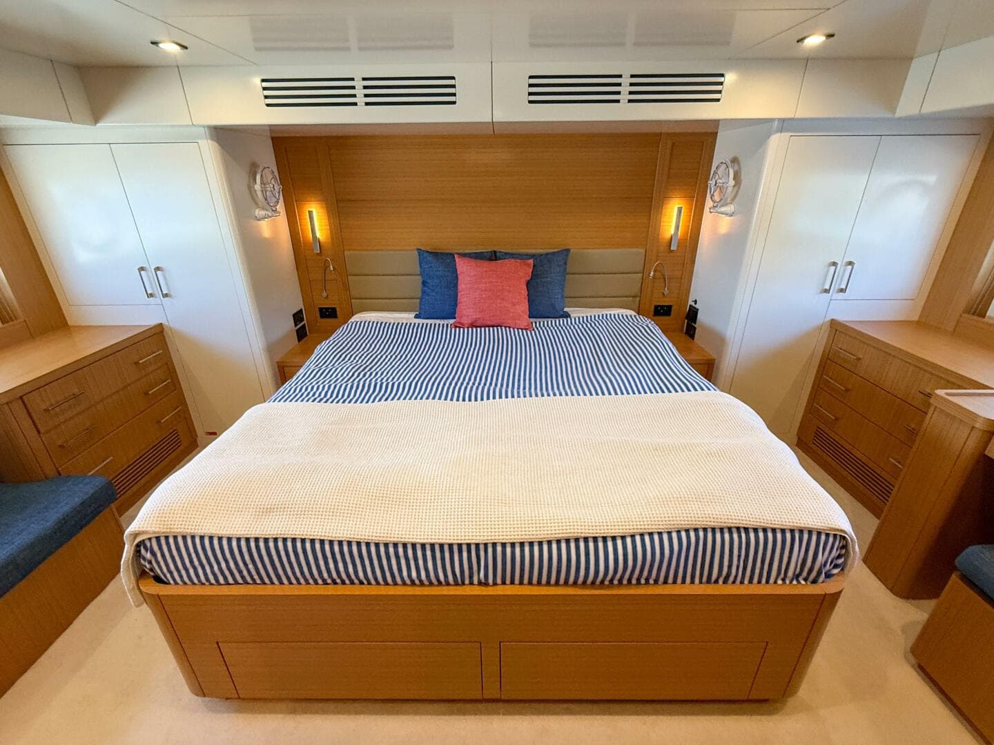 2020 Sirena 58 Coupe — photo 8