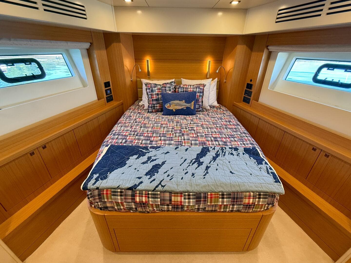 2020 Sirena 58 Coupe — photo 13