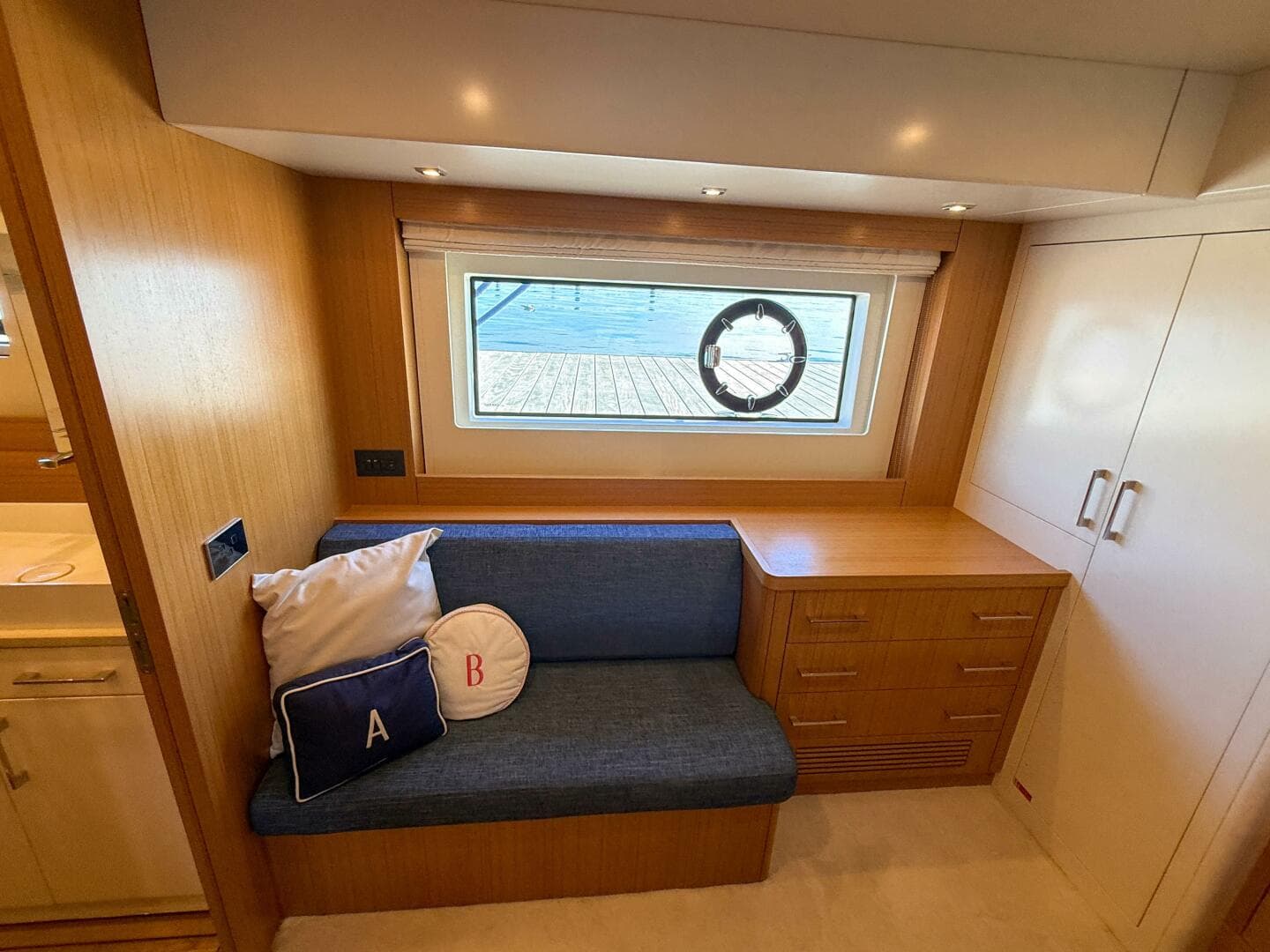 2020 Sirena 58 Coupe — photo 11