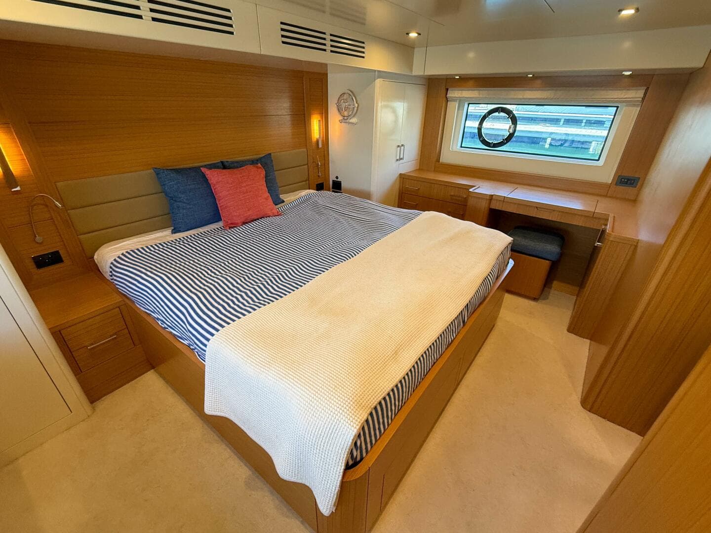 2020 Sirena 58 Coupe — photo 10