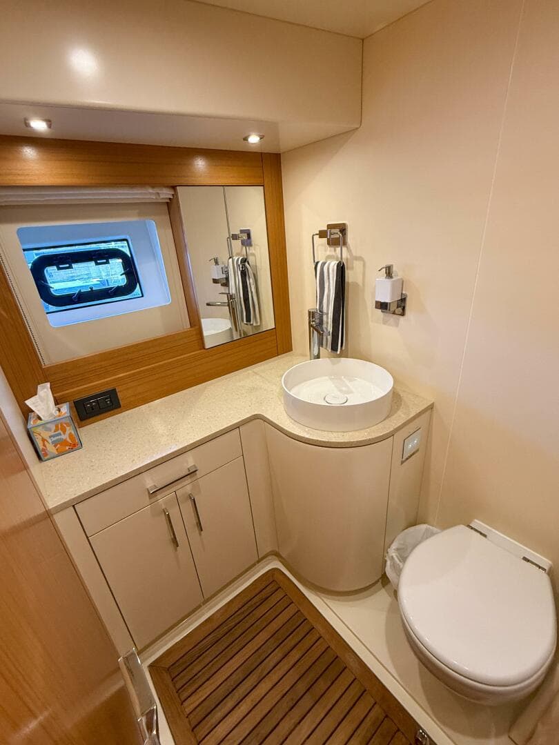 2020 Sirena 58 Coupe — photo 55