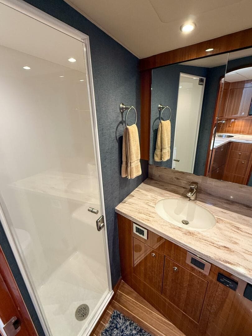 2019 Viking 38 Billfish — photo 45