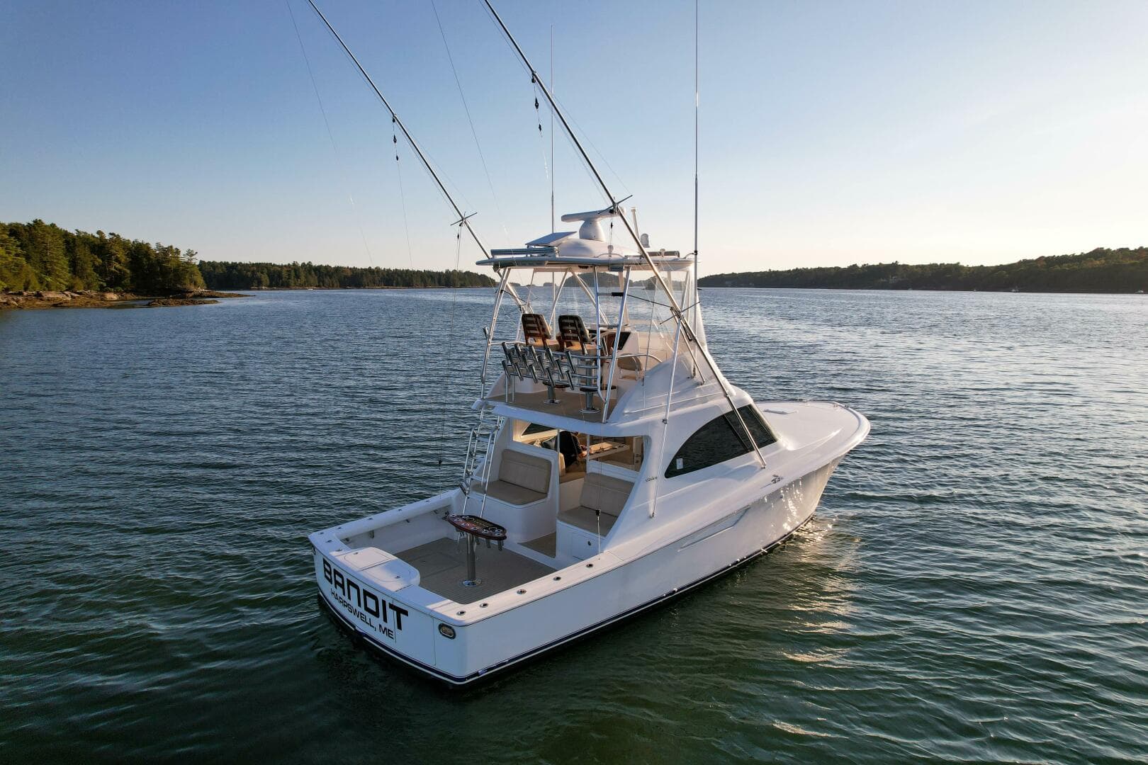 2019 Viking 38 Billfish — photo 6