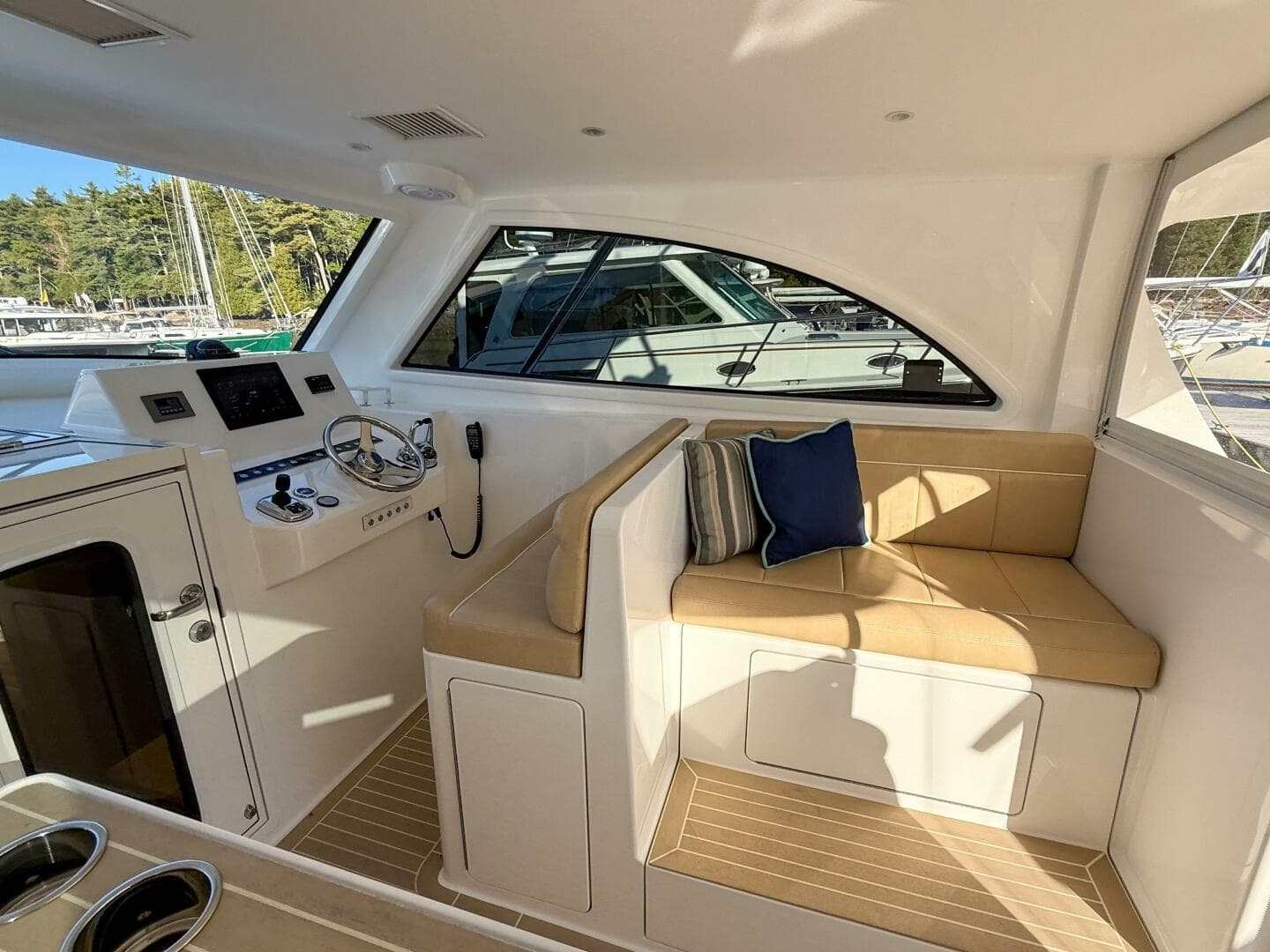 2019 Viking 38 Billfish — photo 50