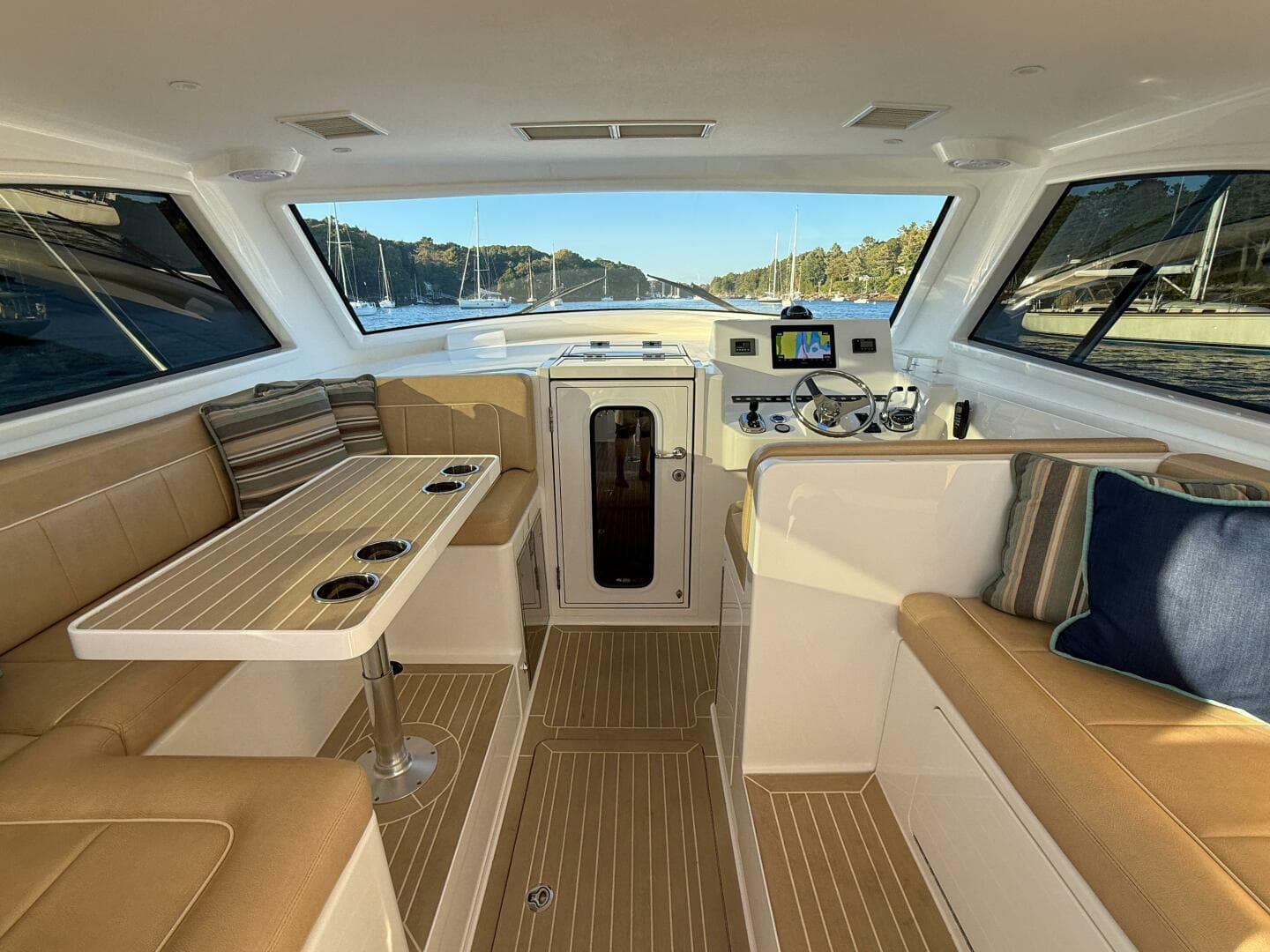 2019 Viking 38 Billfish — photo 39