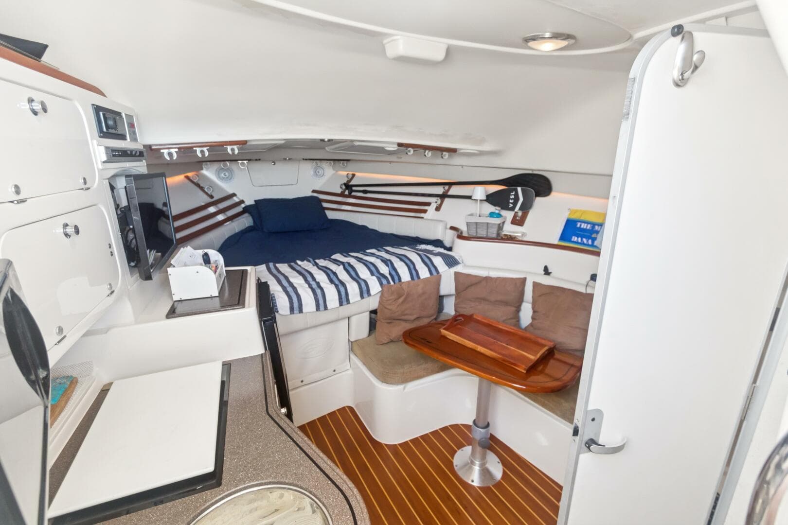 2006 Grady-White 330 Express — photo 3