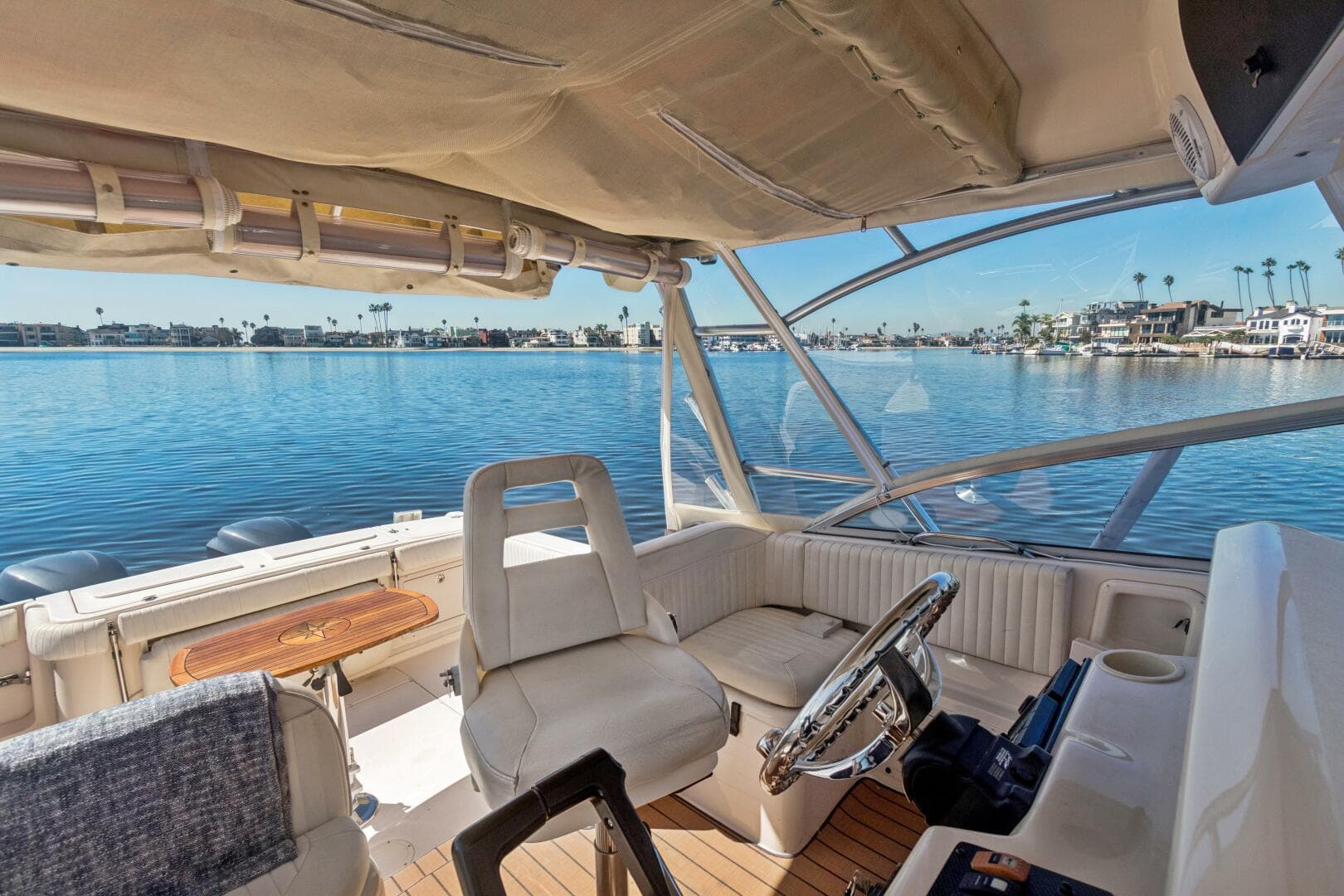 2006 Grady-White 330 Express — photo 15