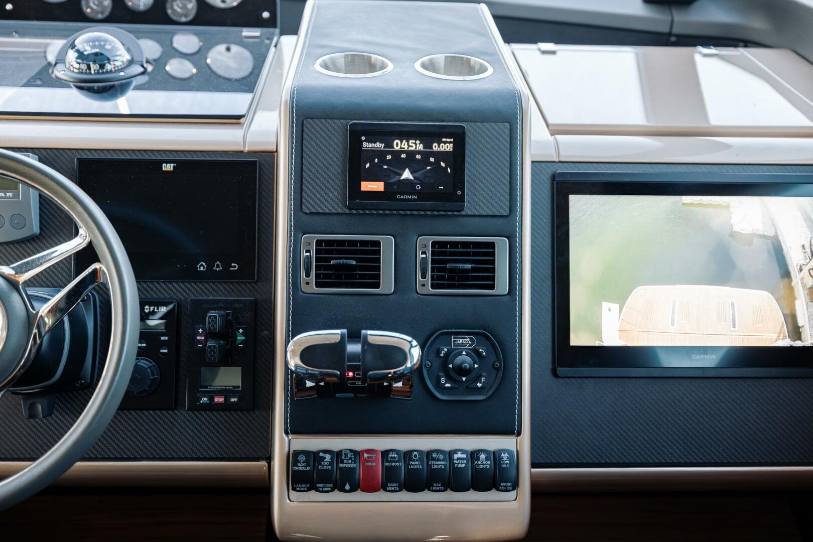 2011 Fairline 65 Squadron — photo 31