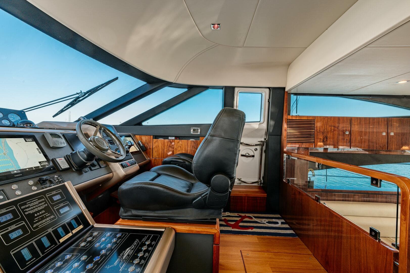 2011 Fairline 65 Squadron — photo 20