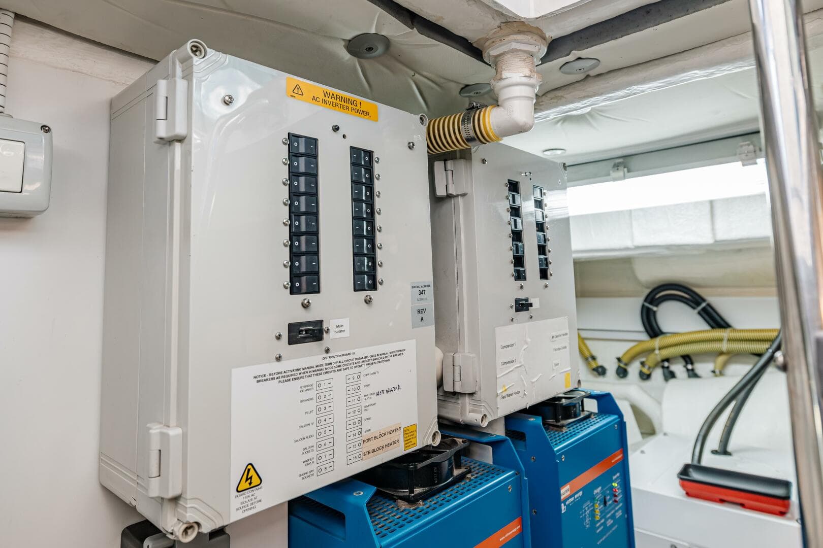 2011 Fairline 65 Squadron — photo 63