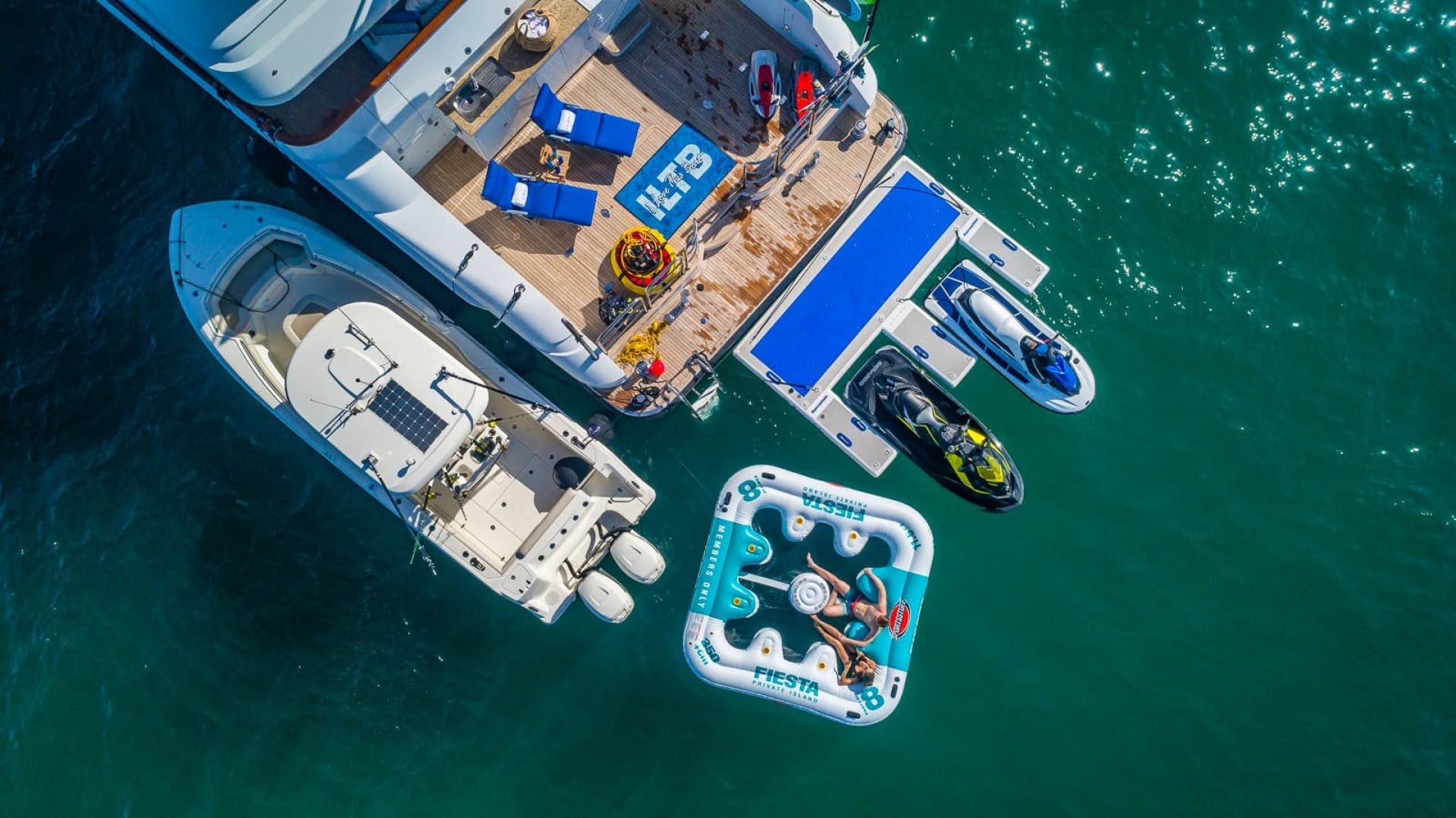 2002 Christensen 145 — photo 7