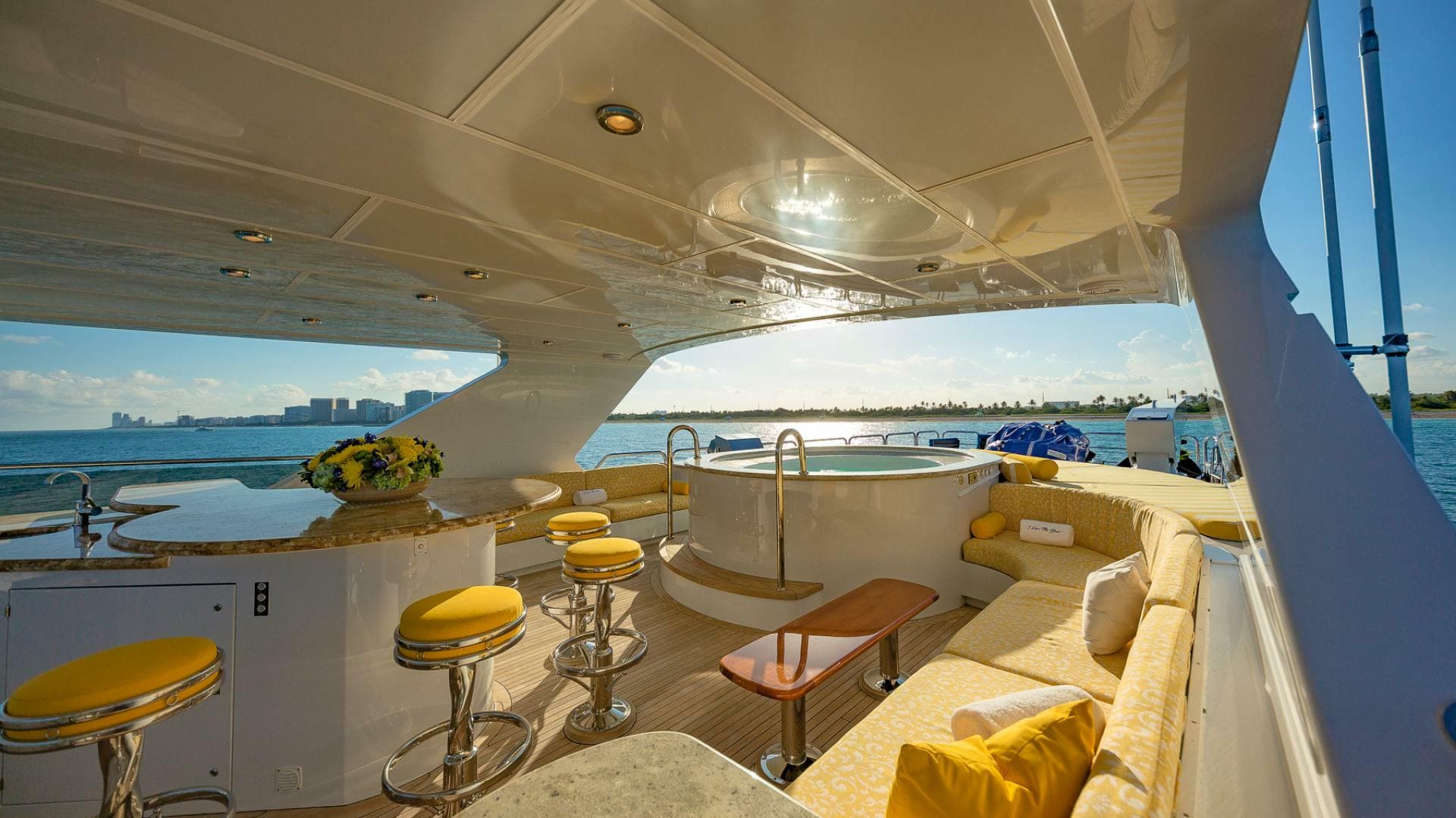 2002 Christensen 145 — photo 8