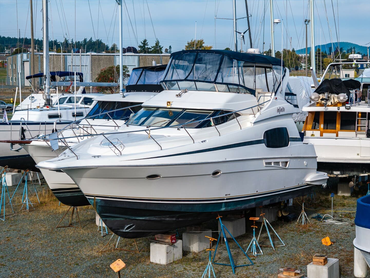 2001 Silverton Sport Bridge — photo 1