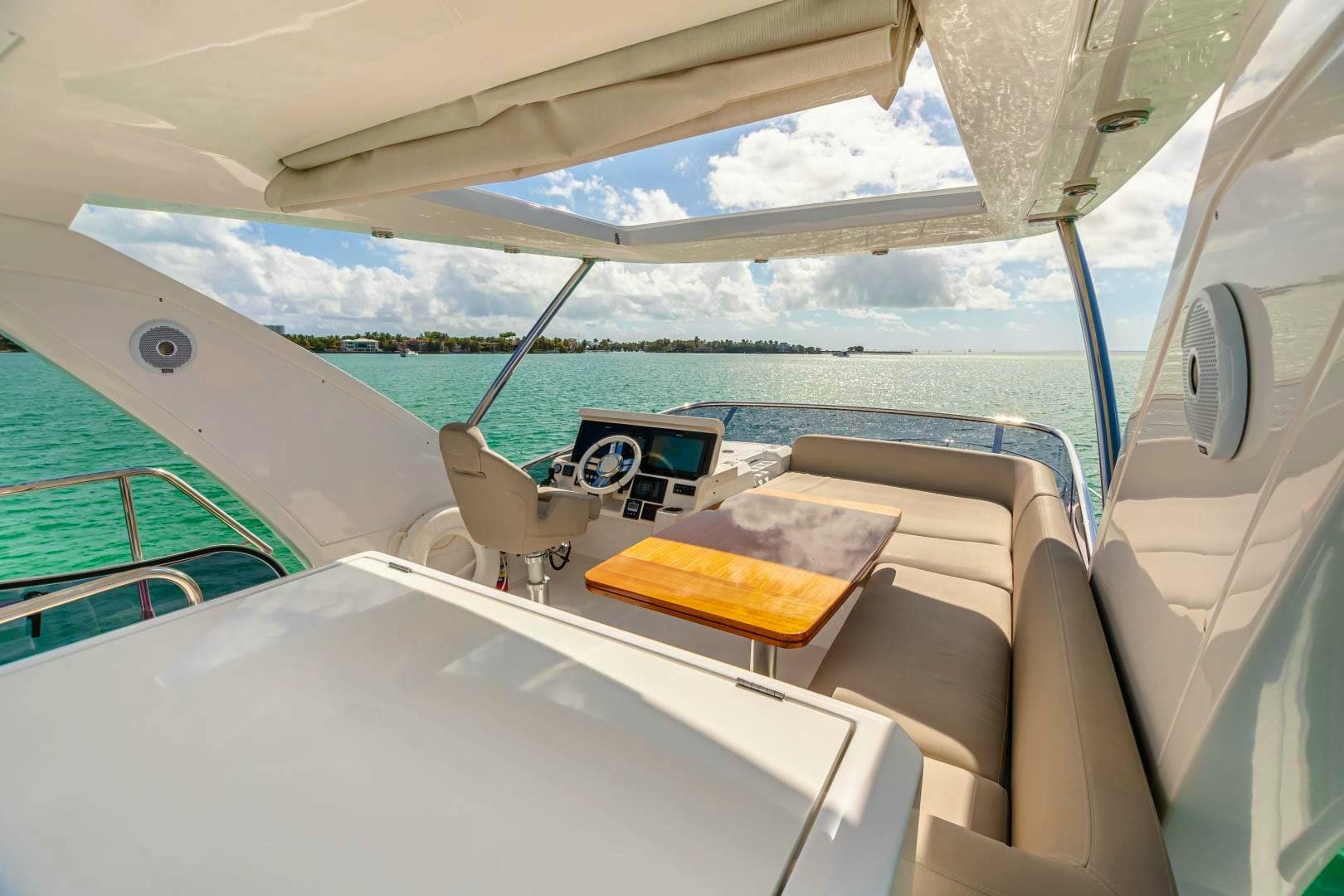 2020 Azimut Custom — photo 16