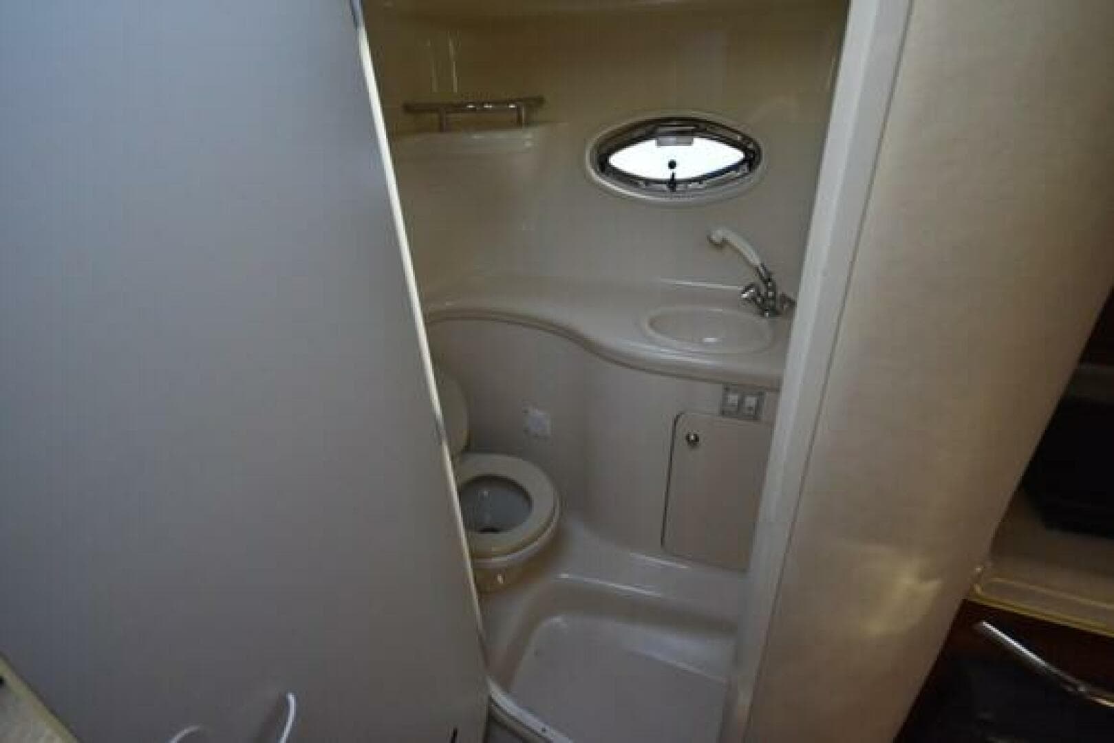 2002 Sea Ray 290 Amberjack — photo 31