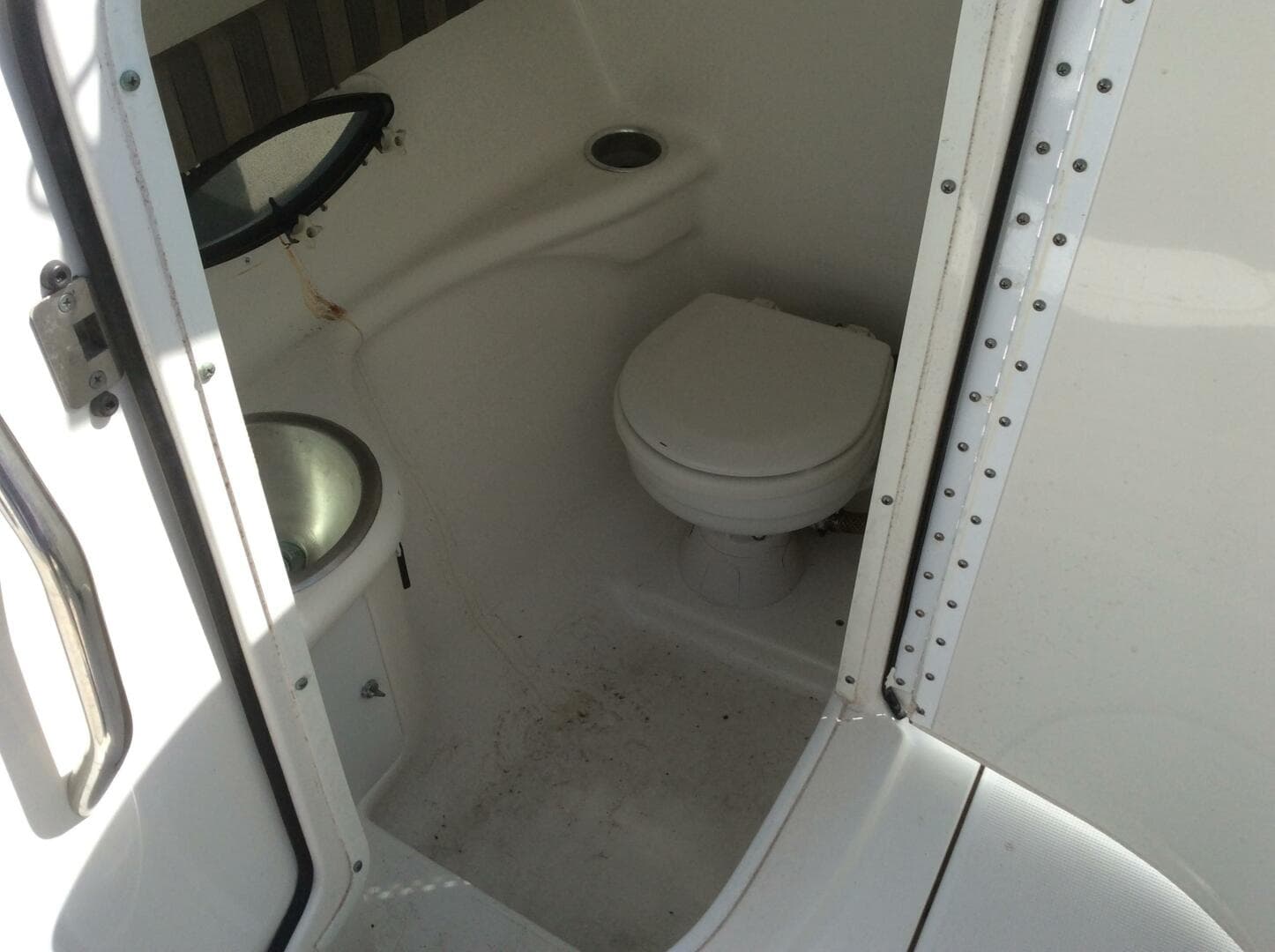 2005 Formula 260 — photo 11