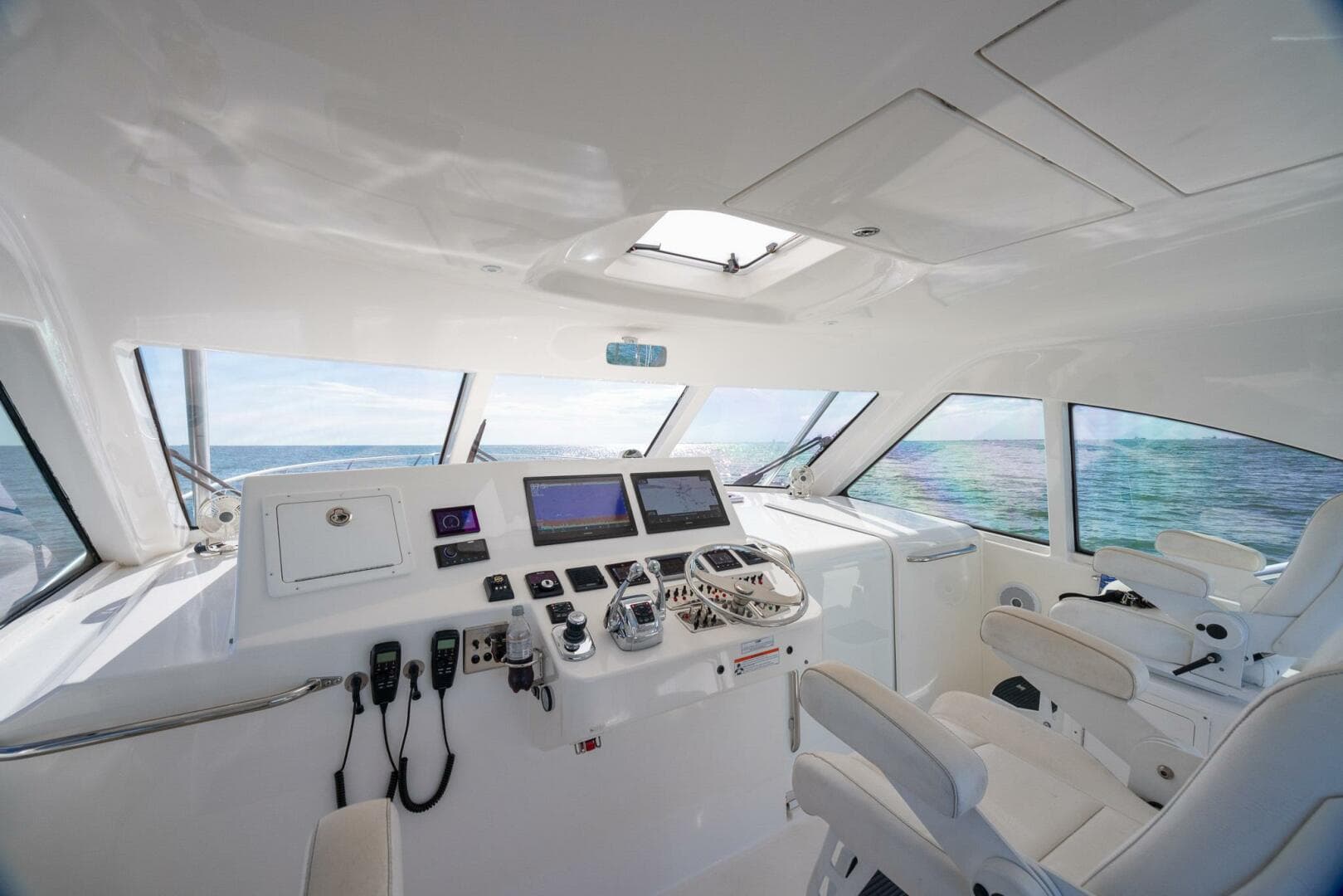 2012 Cabo 40 Express — photo 26