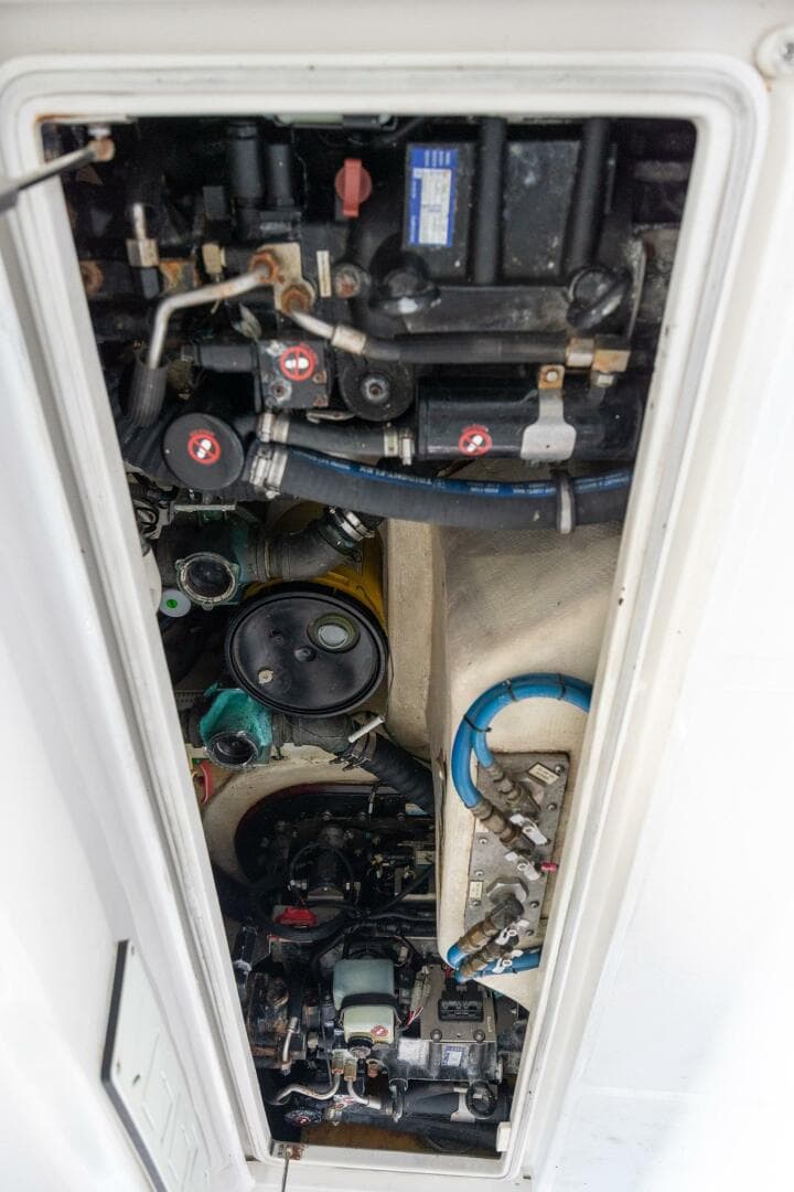 2012 Cabo 40 Express — photo 38