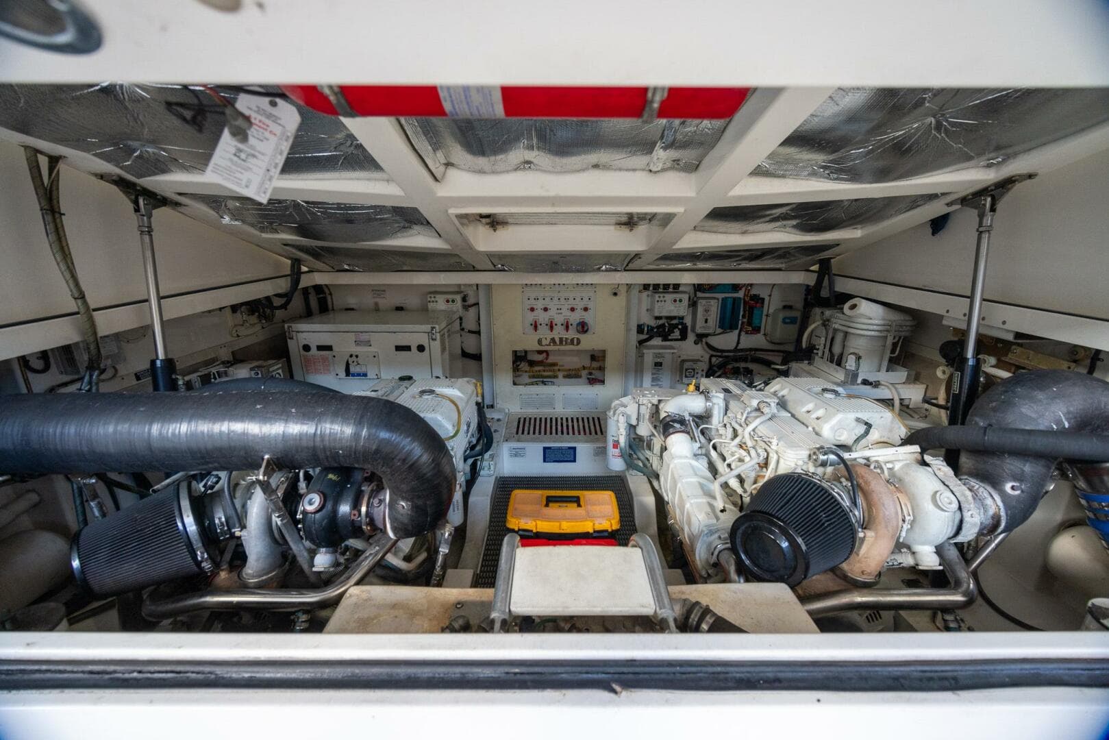 2012 Cabo 40 Express — photo 40