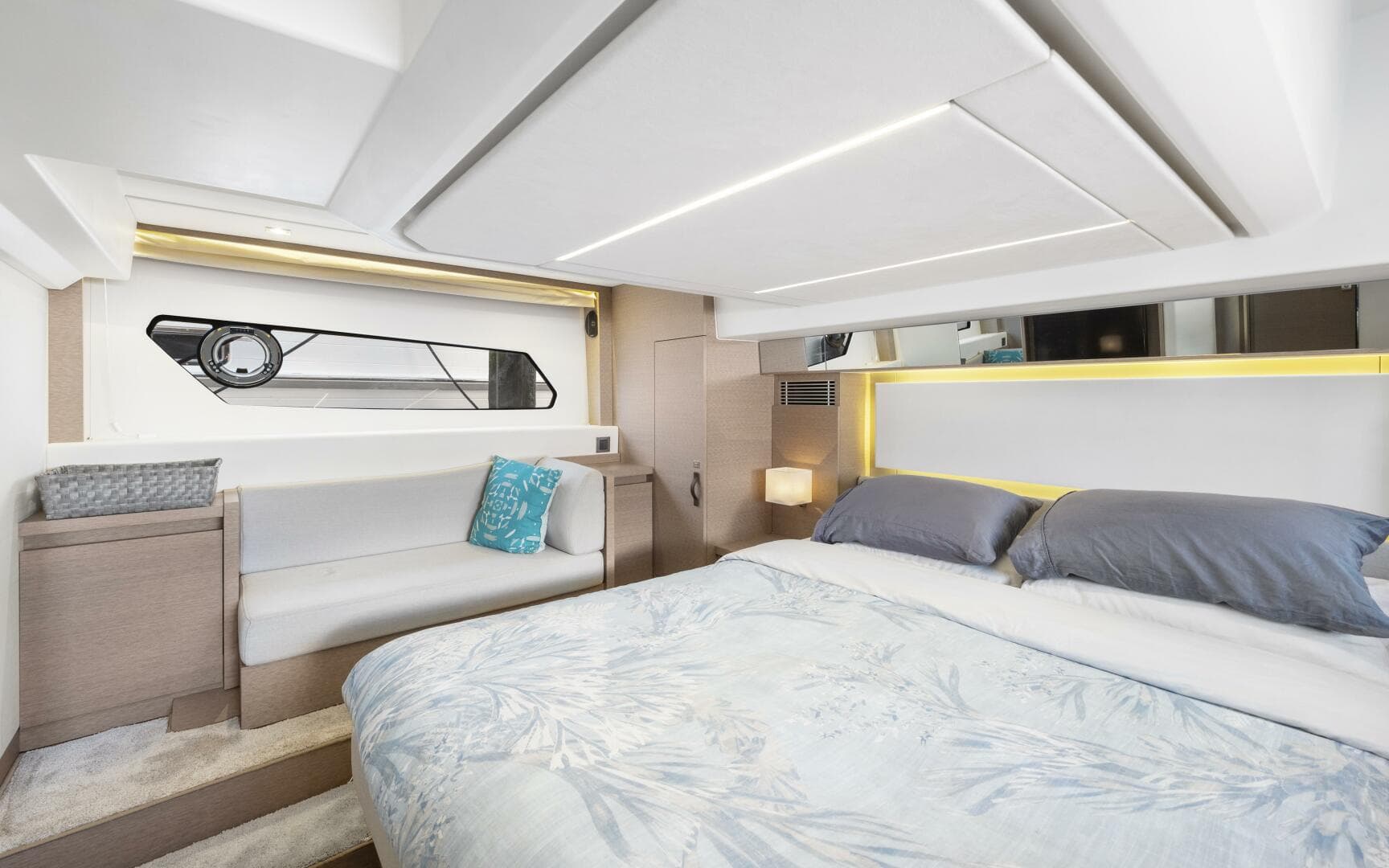 2018 Prestige — photo 18