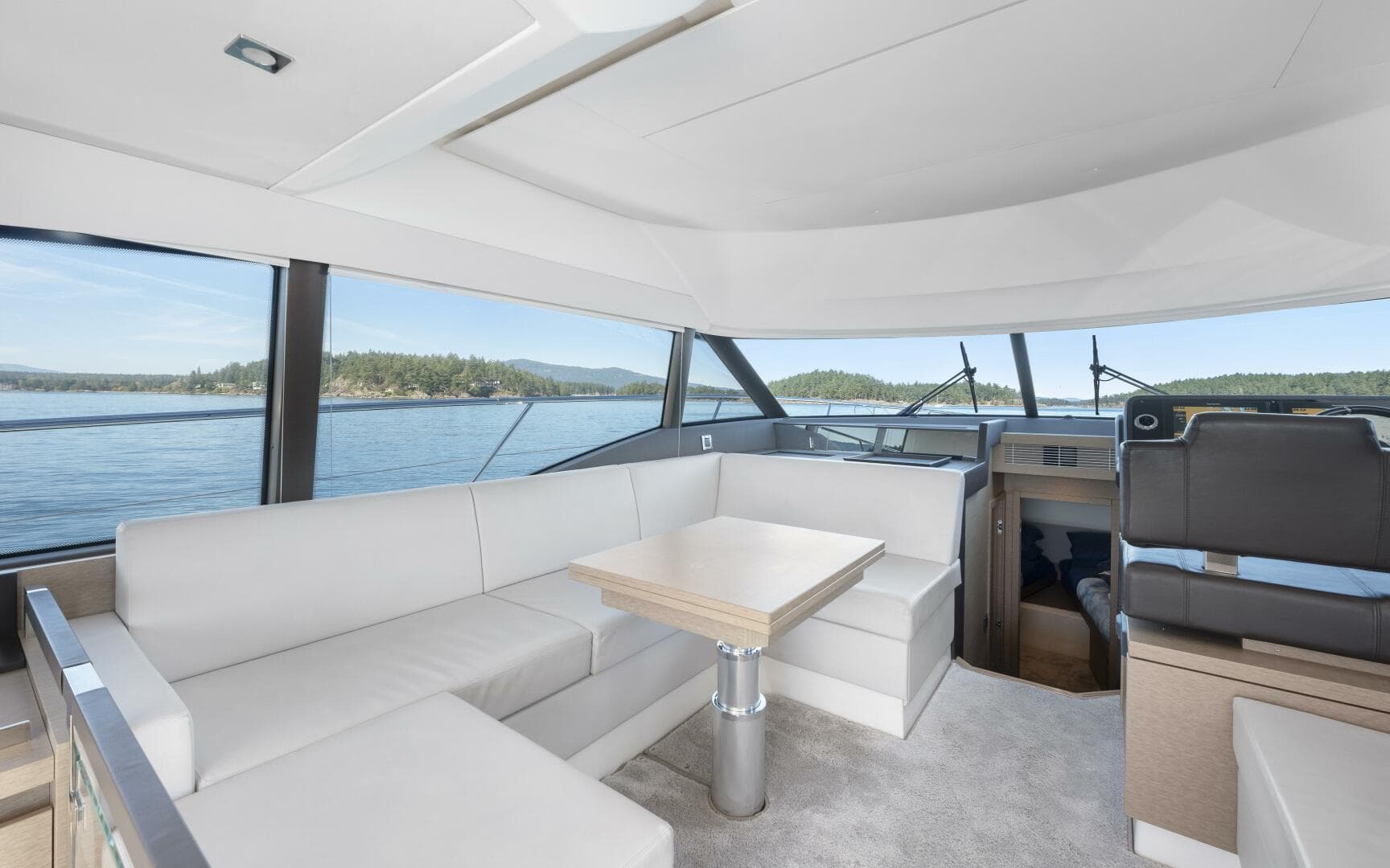 2018 Prestige — photo 13