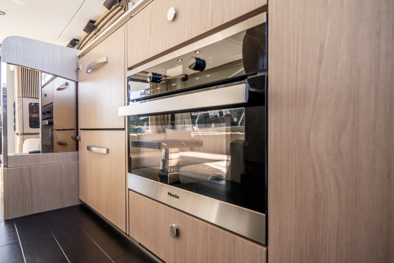 2022 Azimut 50 Fly — photo 38