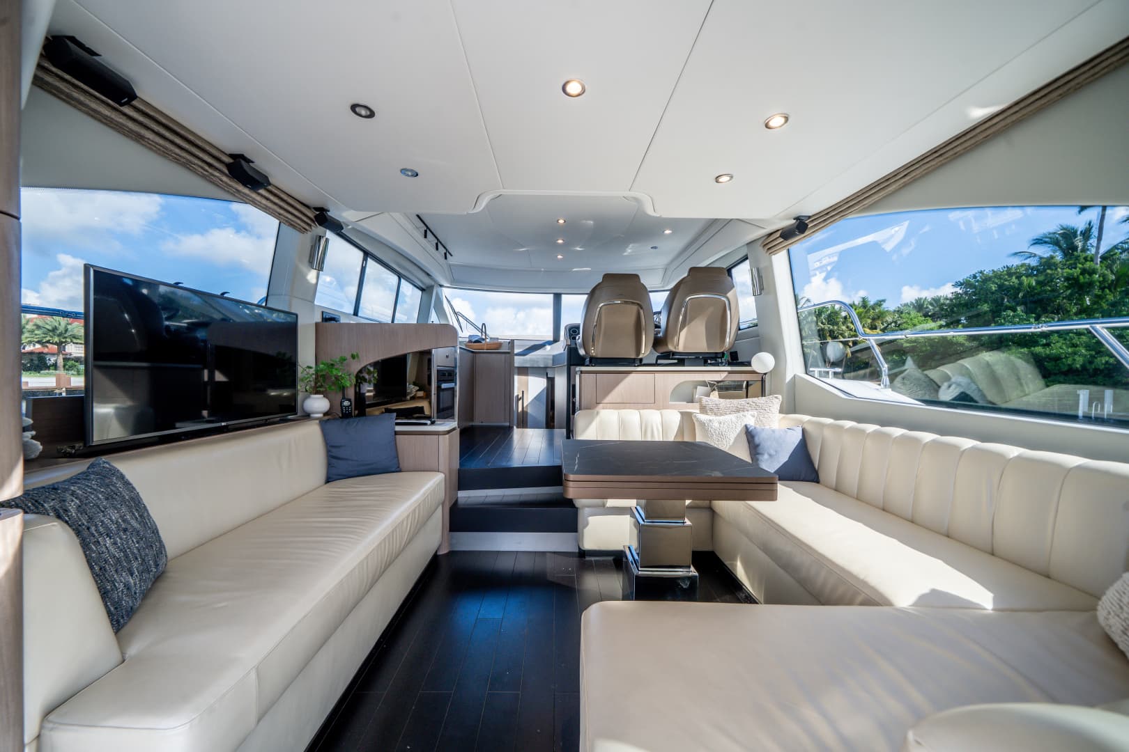 2022 Azimut 50 Fly — photo 23