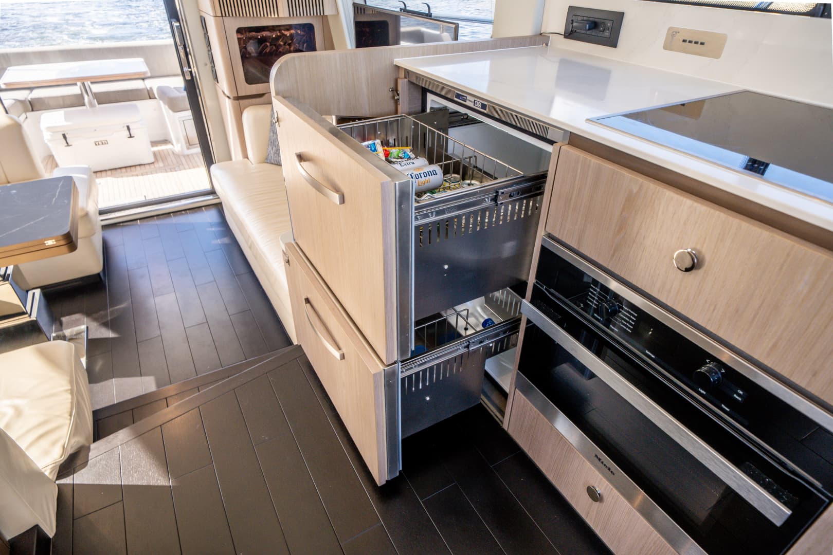 2022 Azimut 50 Fly — photo 35