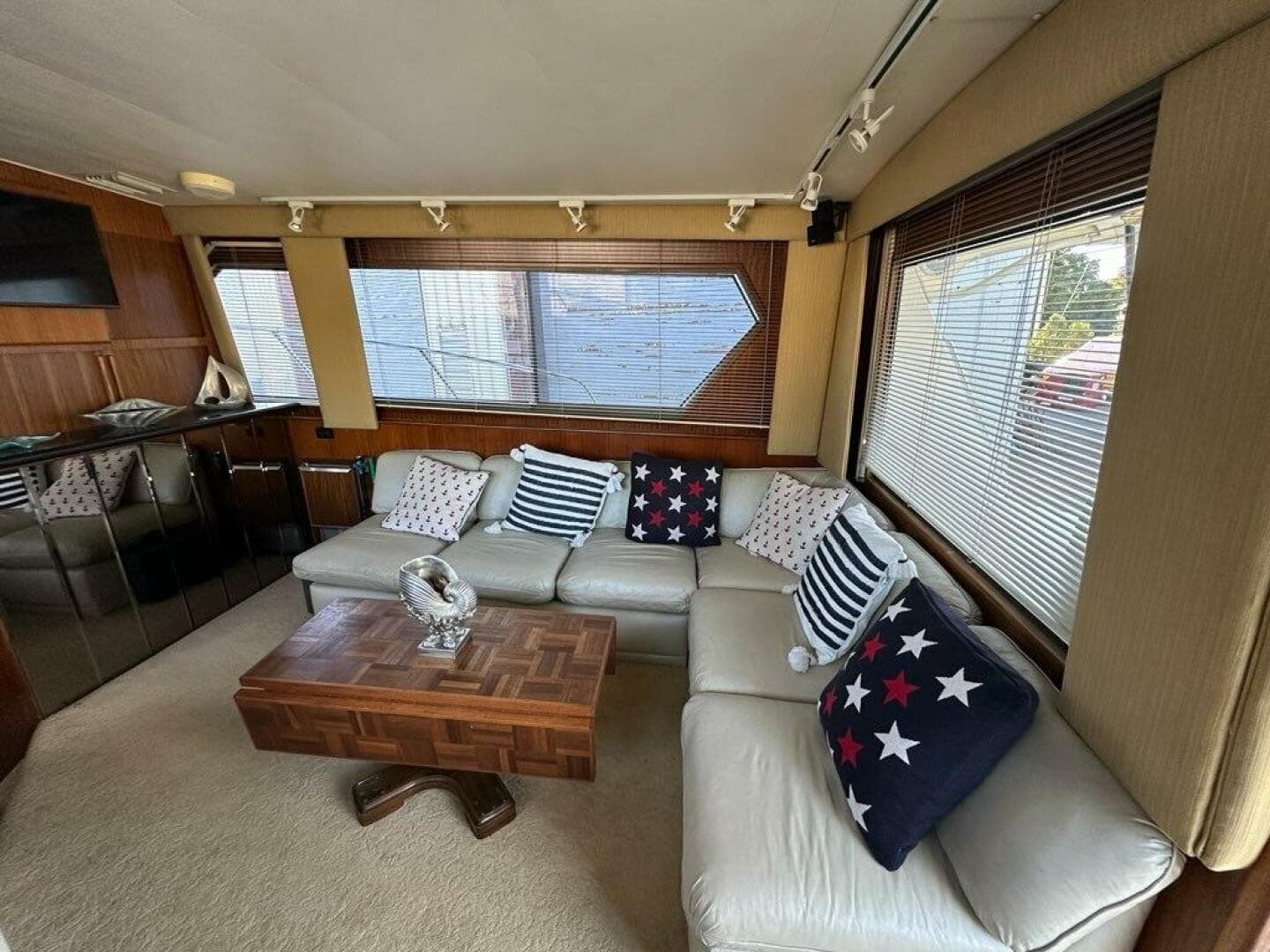 1988 Hatteras Convertible — photo 9