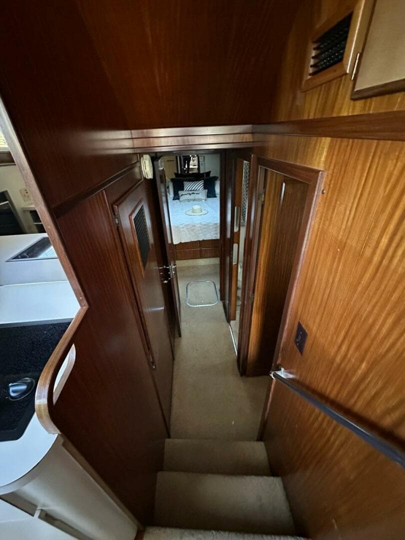 1988 Hatteras Convertible — photo 18