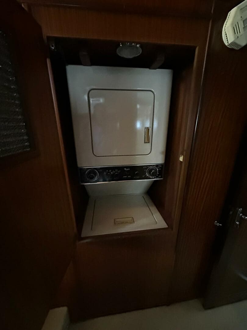 1988 Hatteras Convertible — photo 24