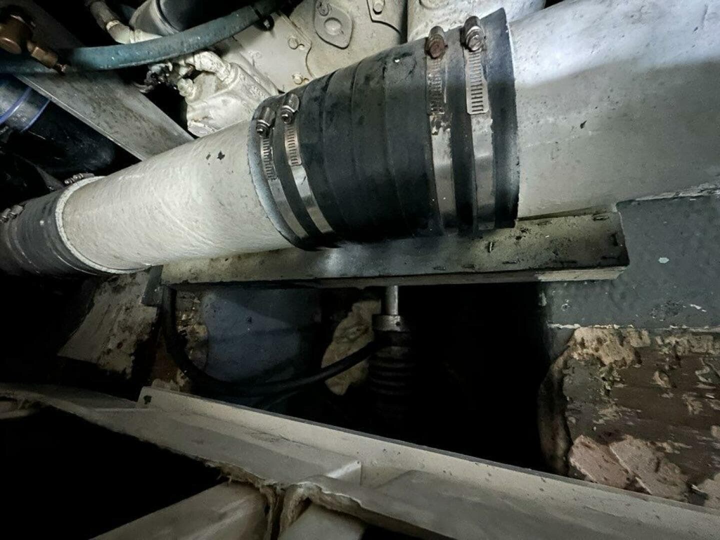 1988 Hatteras Convertible — photo 46