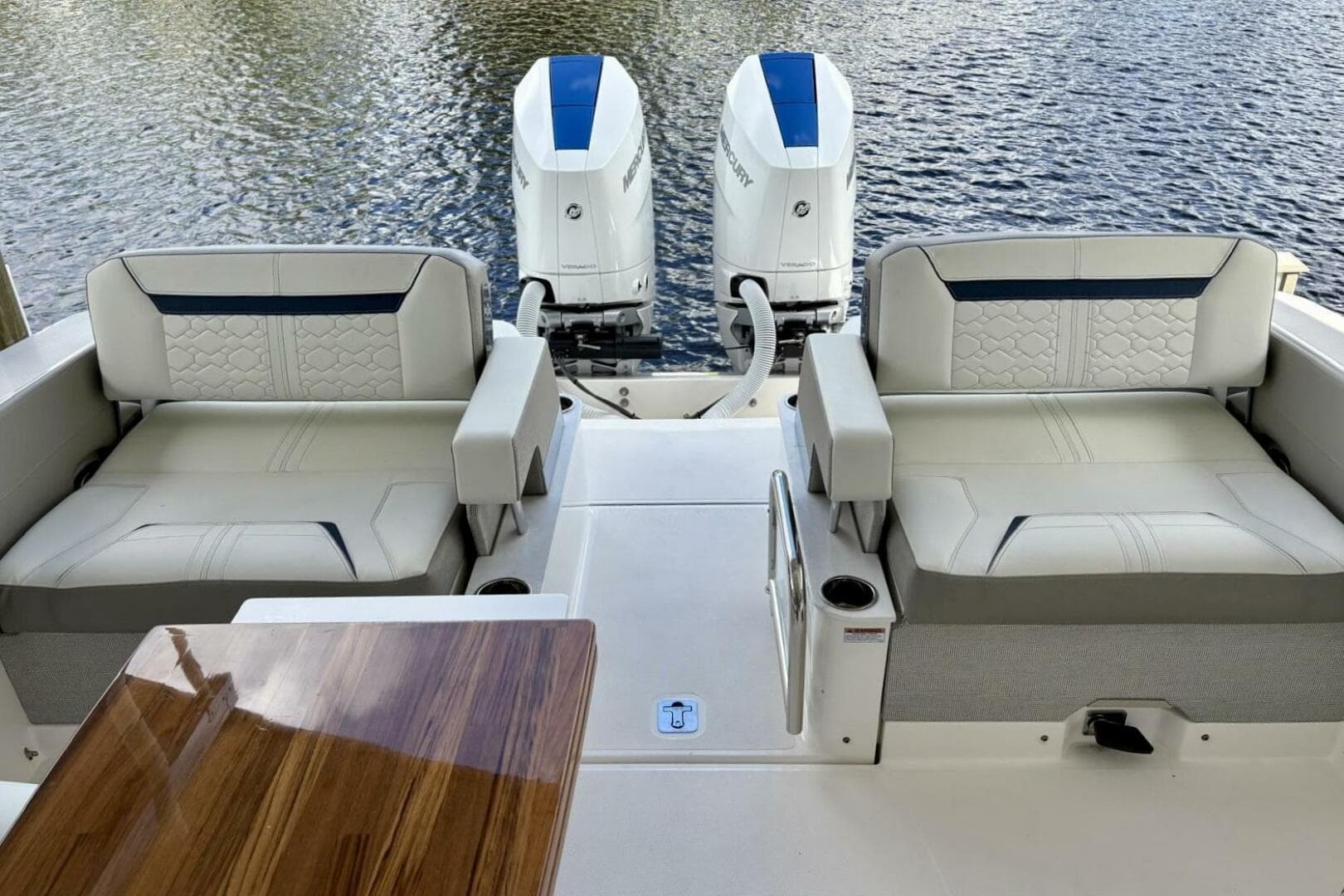 2024 Tiara Sport 34 LX — photo 9