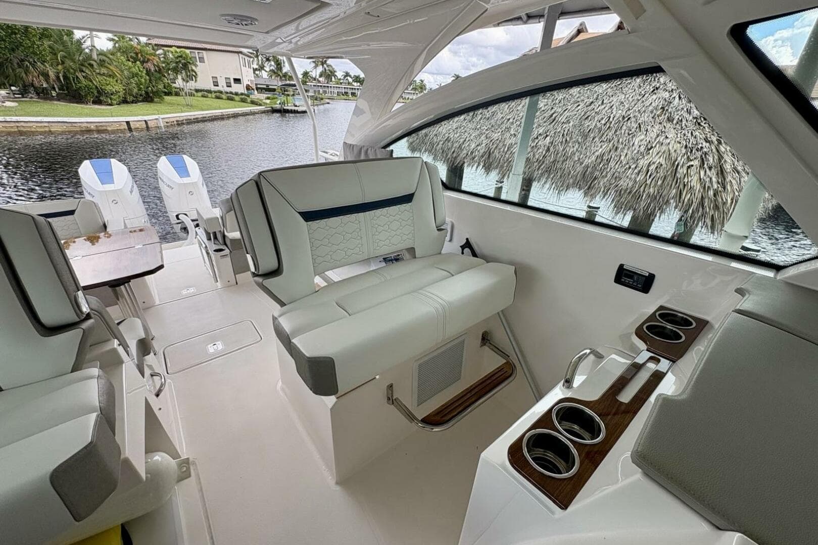 2024 Tiara Sport 34 LX — photo 12