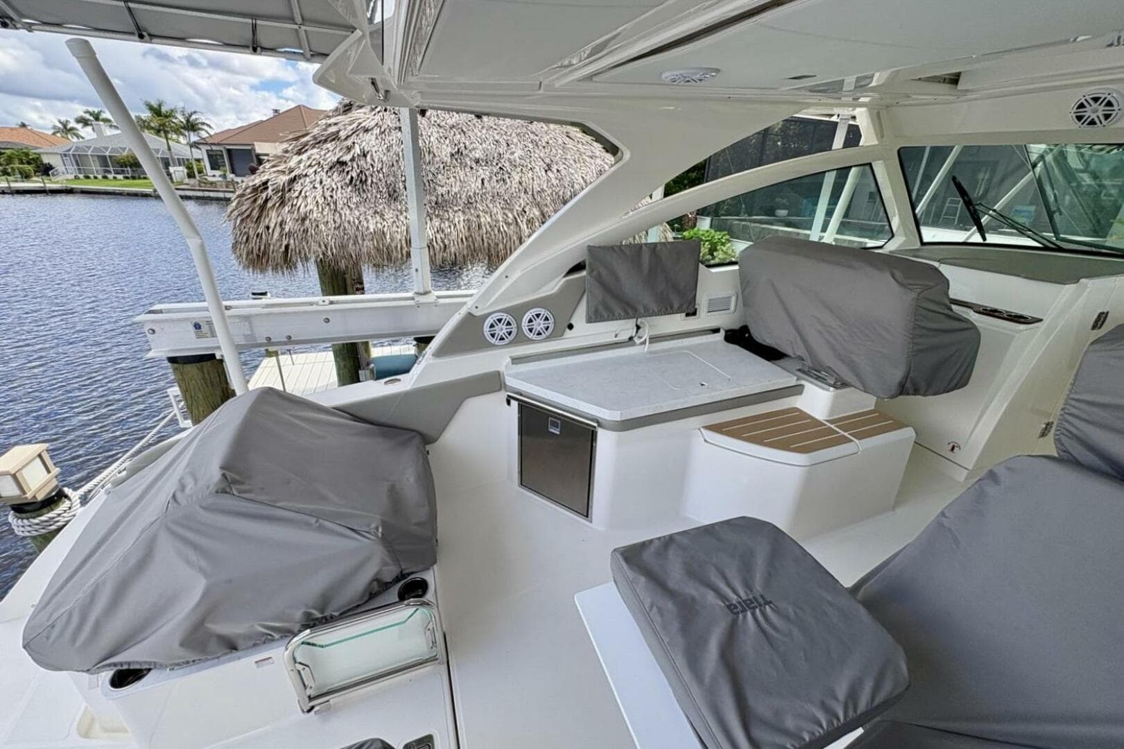 2024 Tiara Sport 34 LX — photo 11