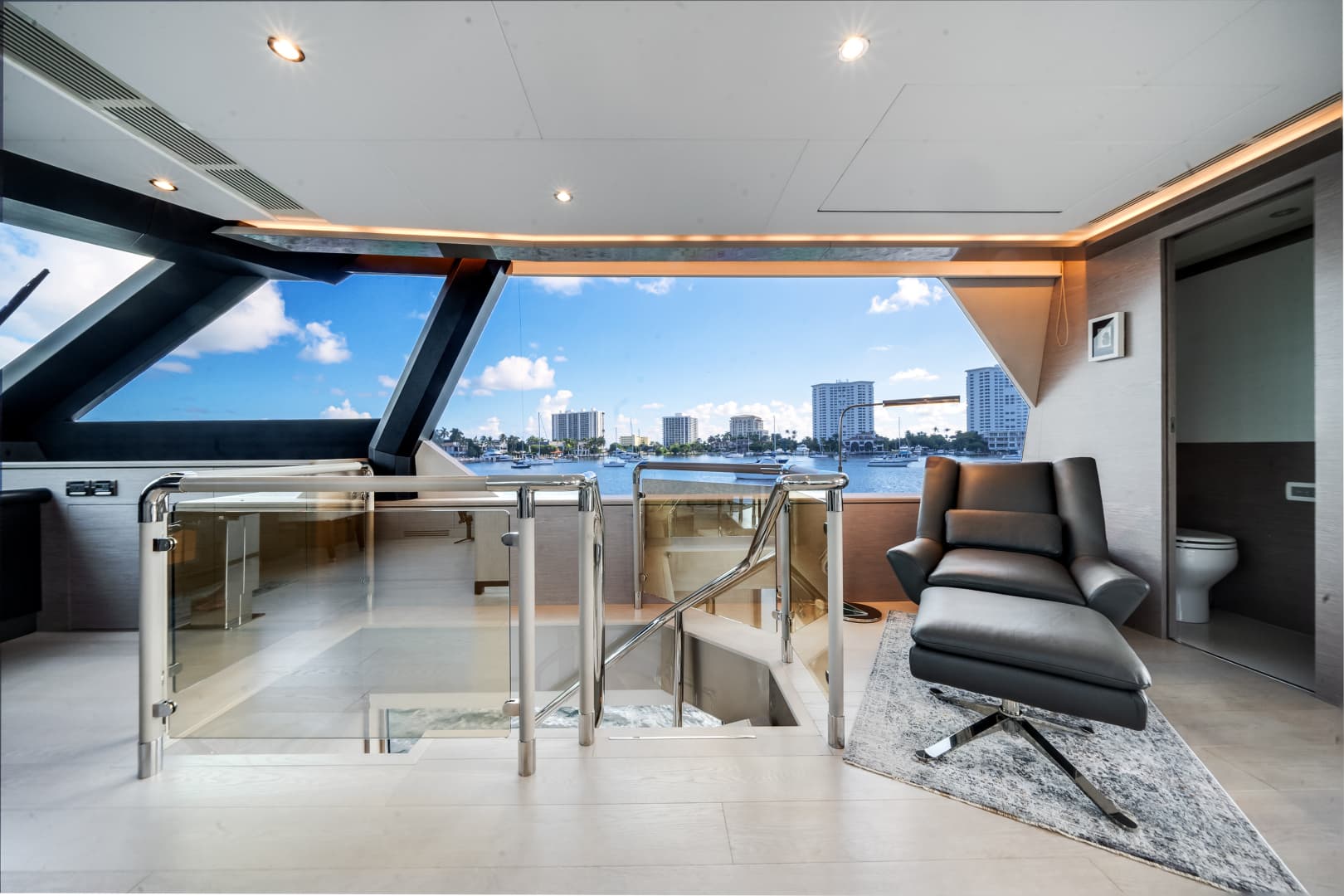 2022 Ocean Alexander 32 L — photo 58