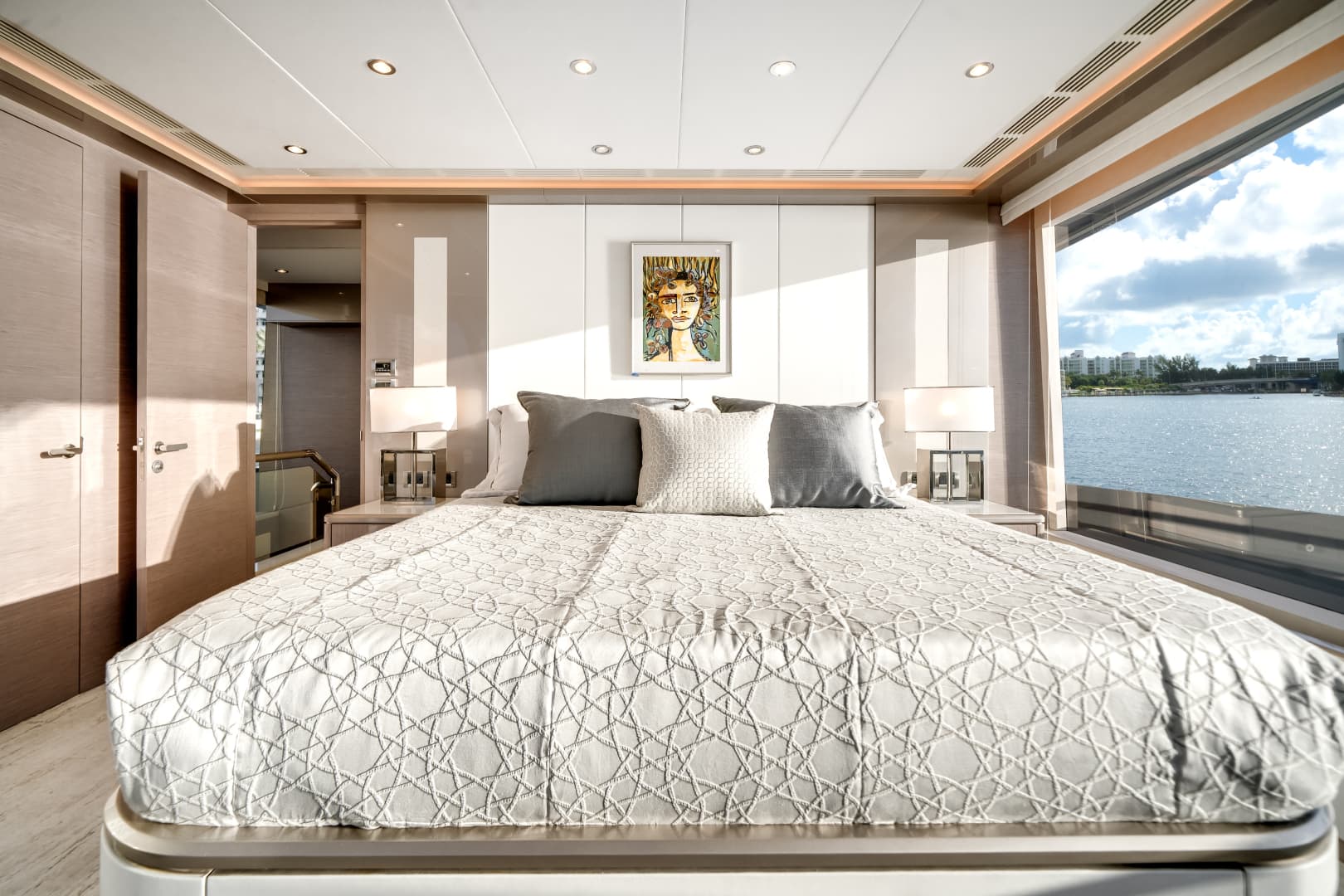 2022 Ocean Alexander 32 L — photo 28